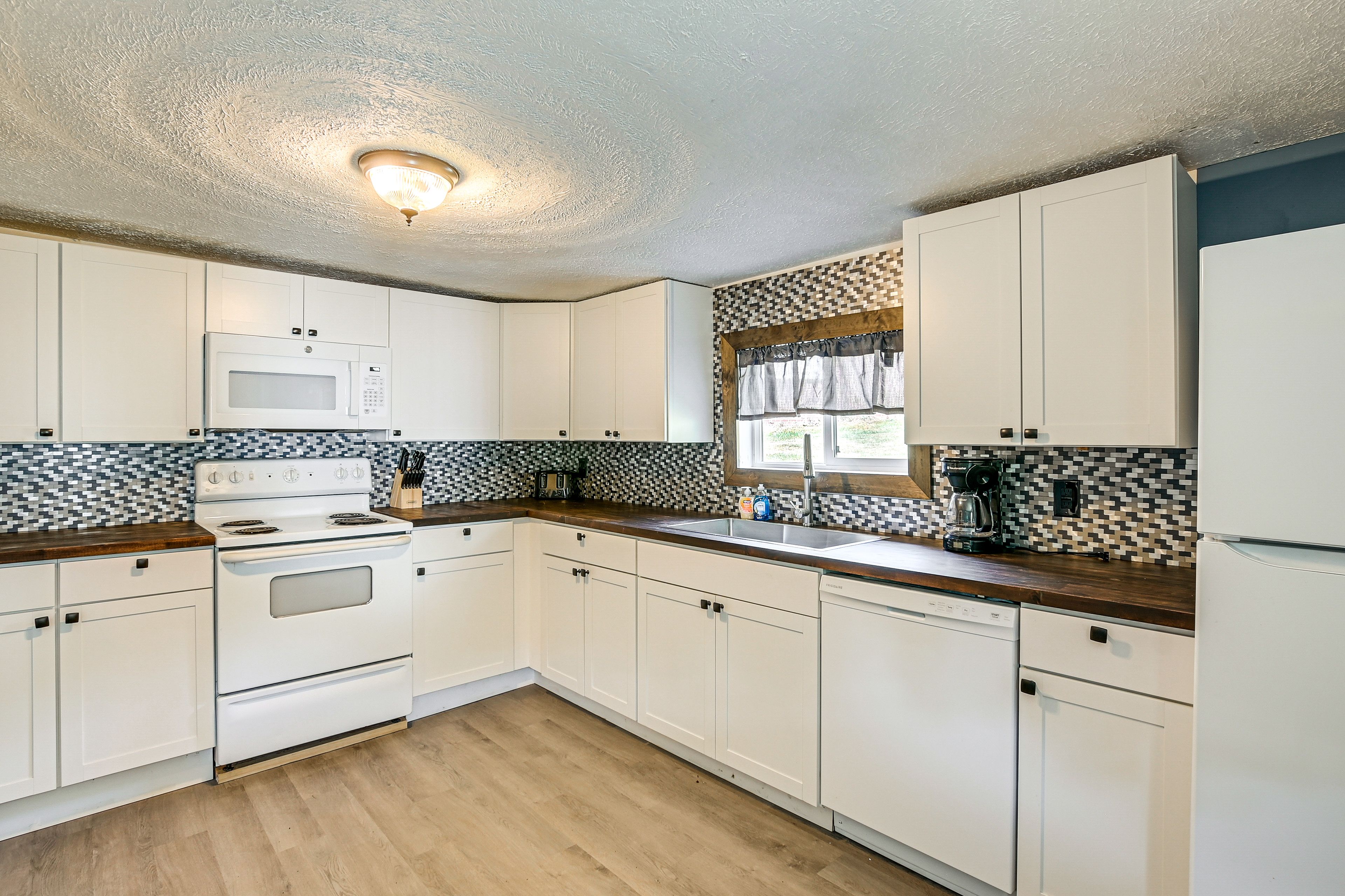 Kitchen | Cooking Basics | Drip Coffee Maker