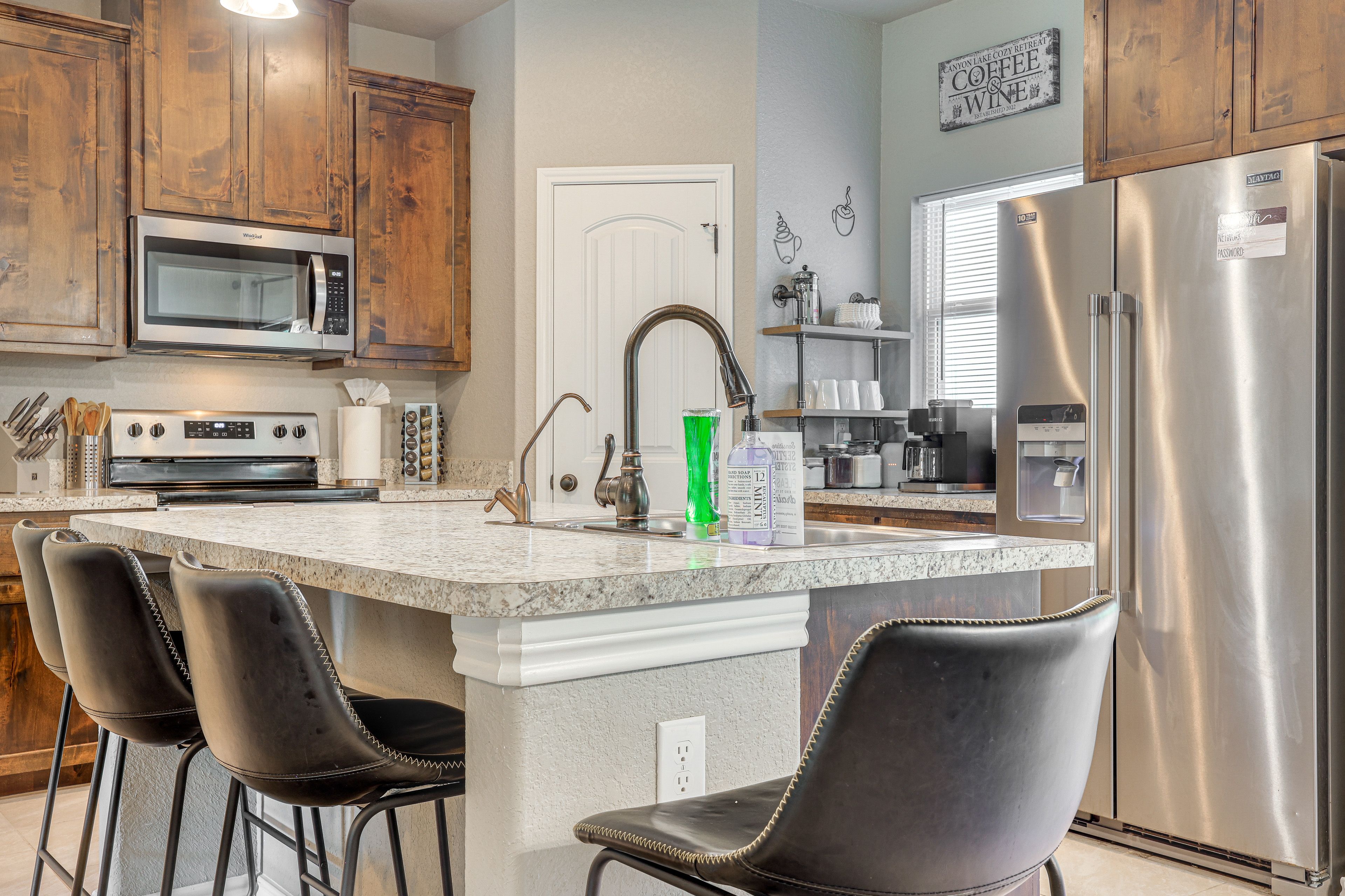 Kitchen | Dishwasher