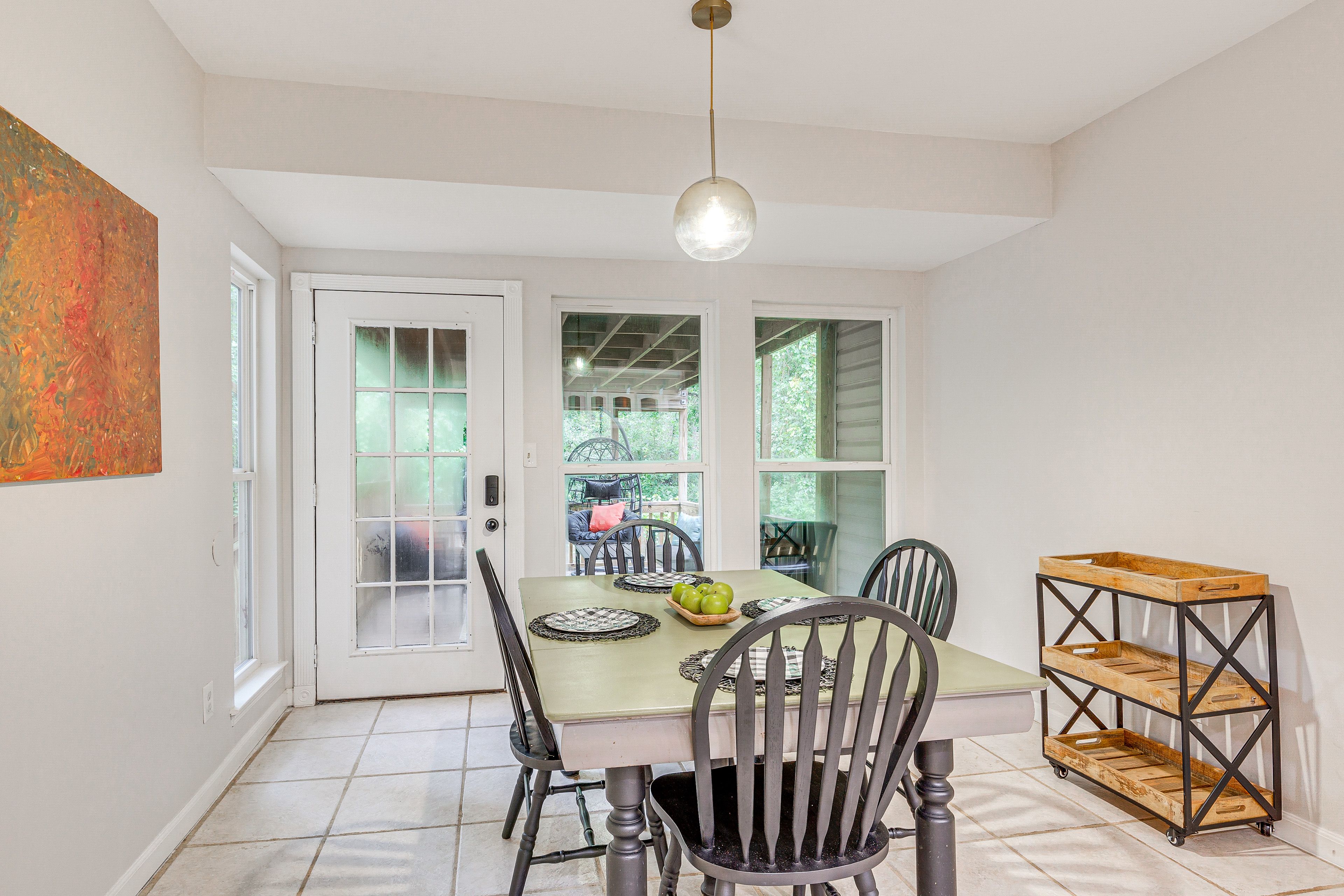 Dining Area | Dishware & Flatware Provided | 1st Floor