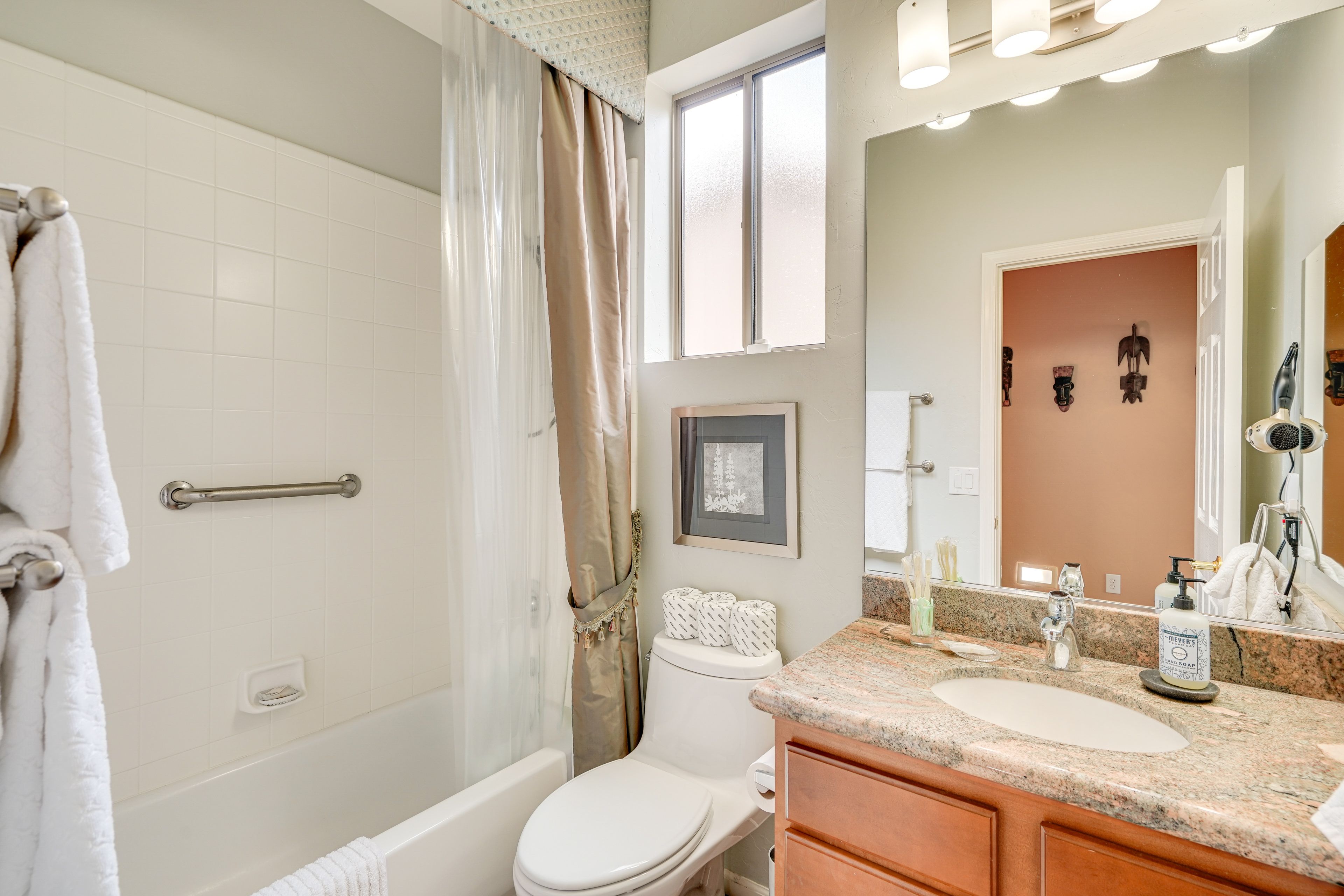 Full Bathroom