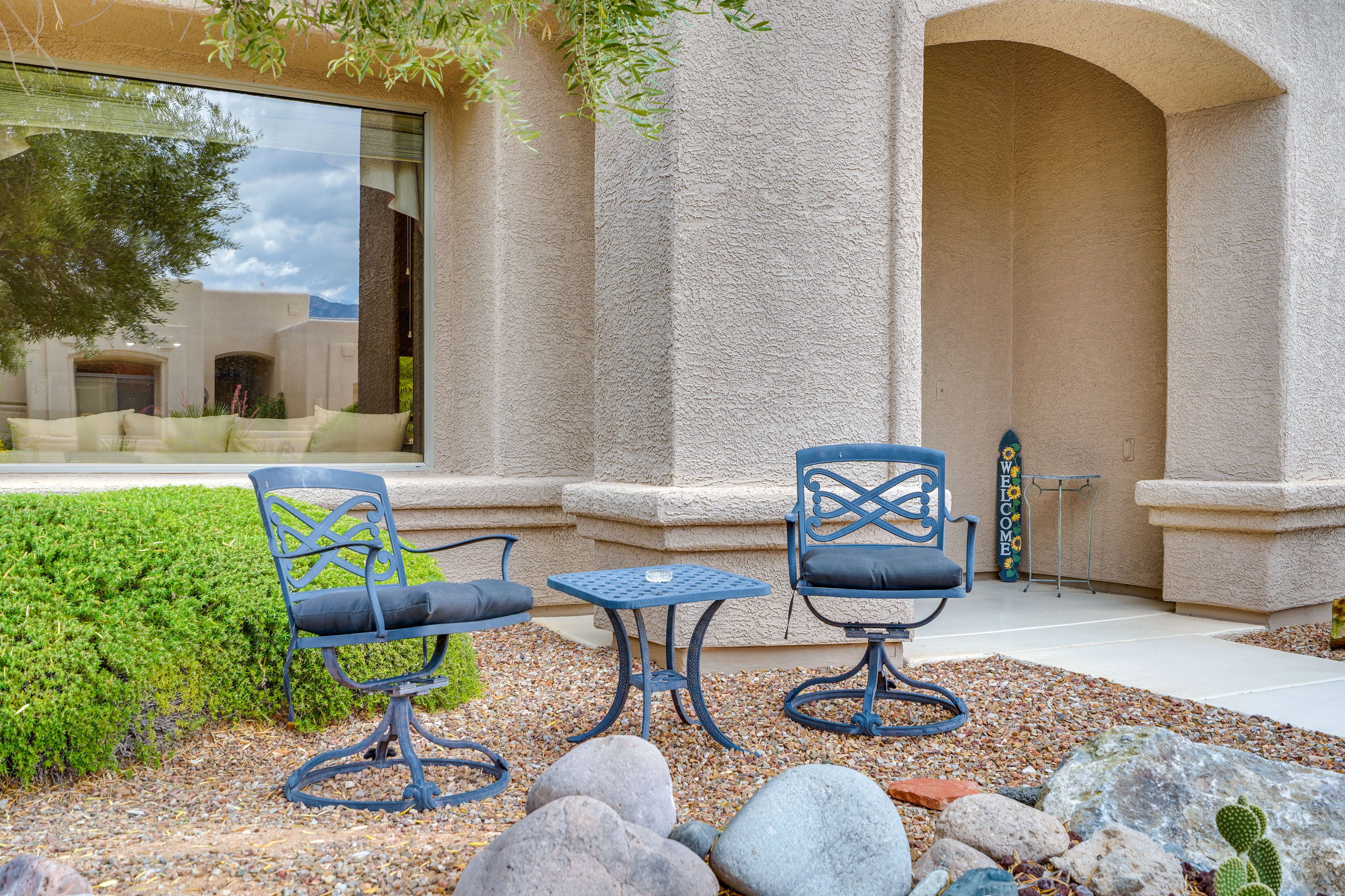 Outdoor Seating