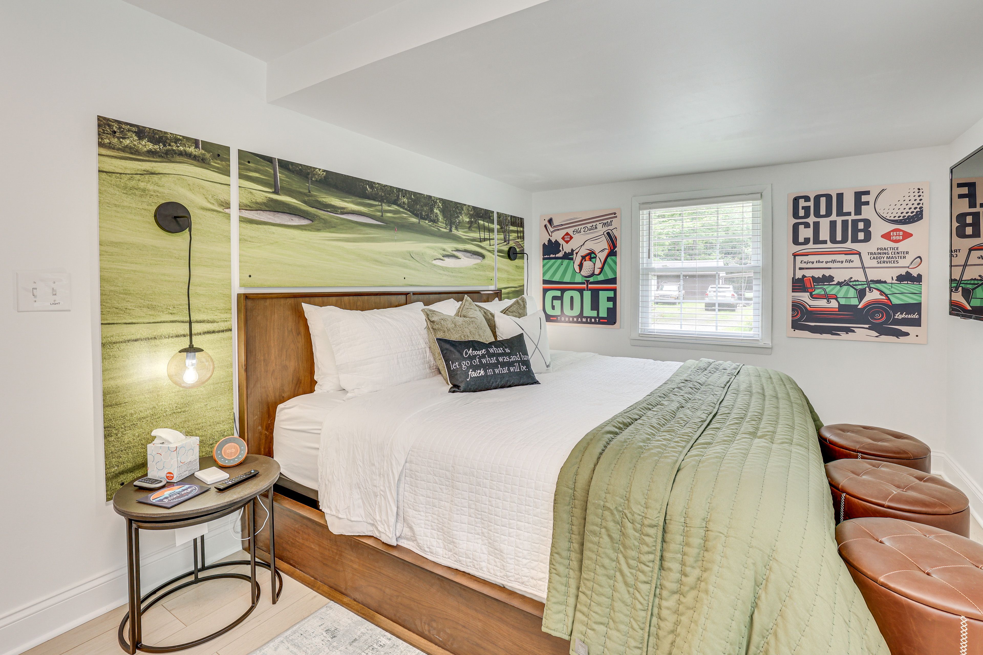 Bedroom 2 | King Bed | Flat-Screen TV