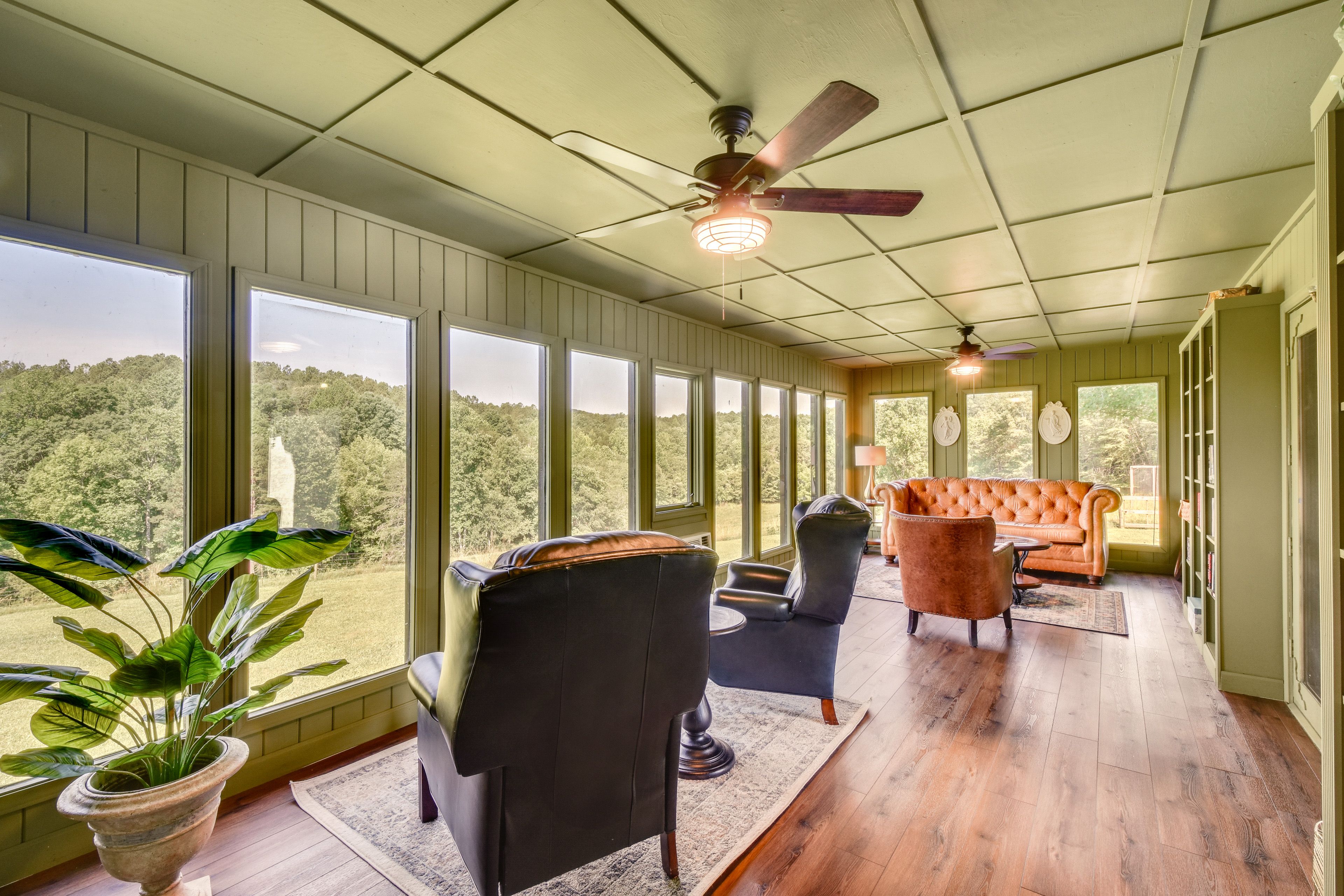 Enclosed Sunroom | Picture Windows | Central Air Conditioning/Heat | Free WiFi