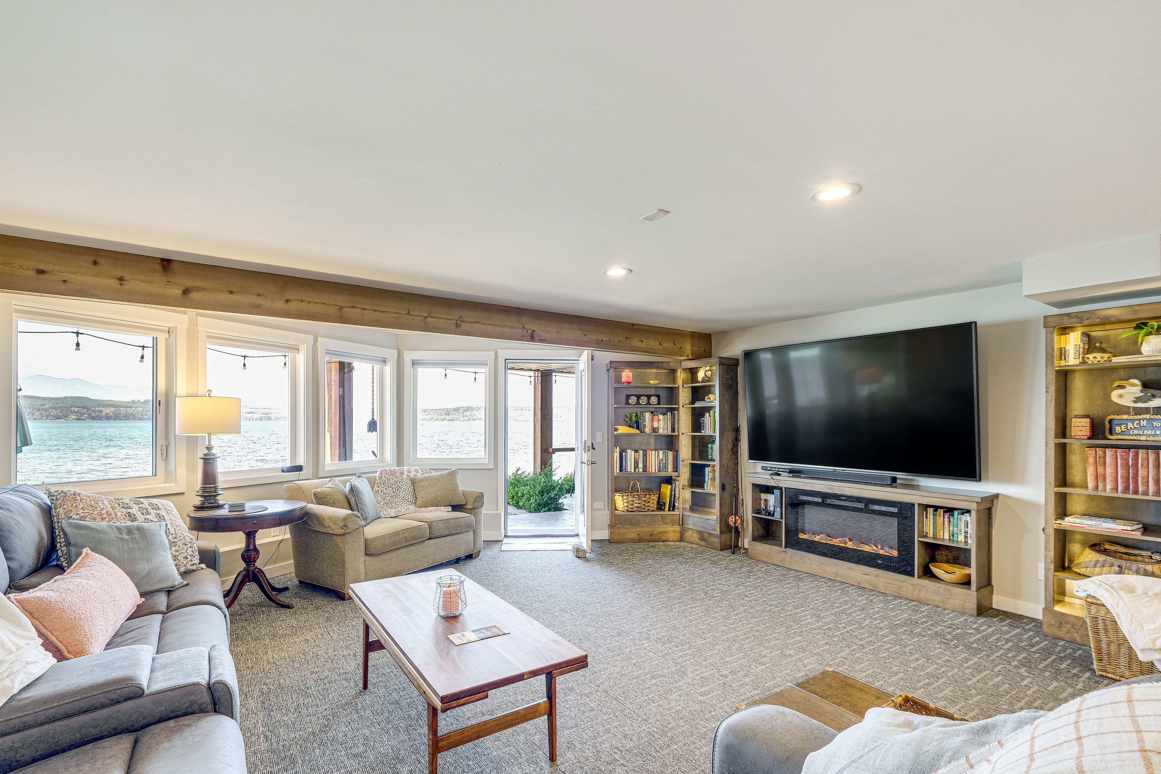 Lower Living Area | Smart TV w/ Cable | Fireplace | Board Games | Basement