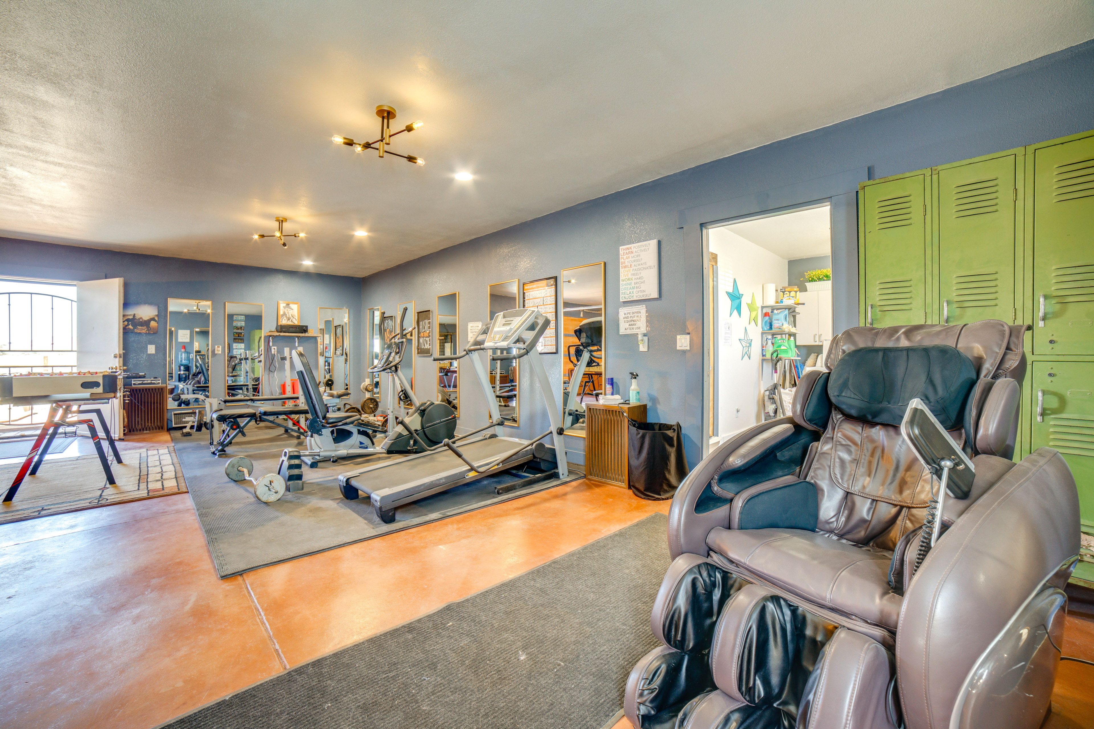 Community Amenities | Fitness Center | Game Area | TV Lounge