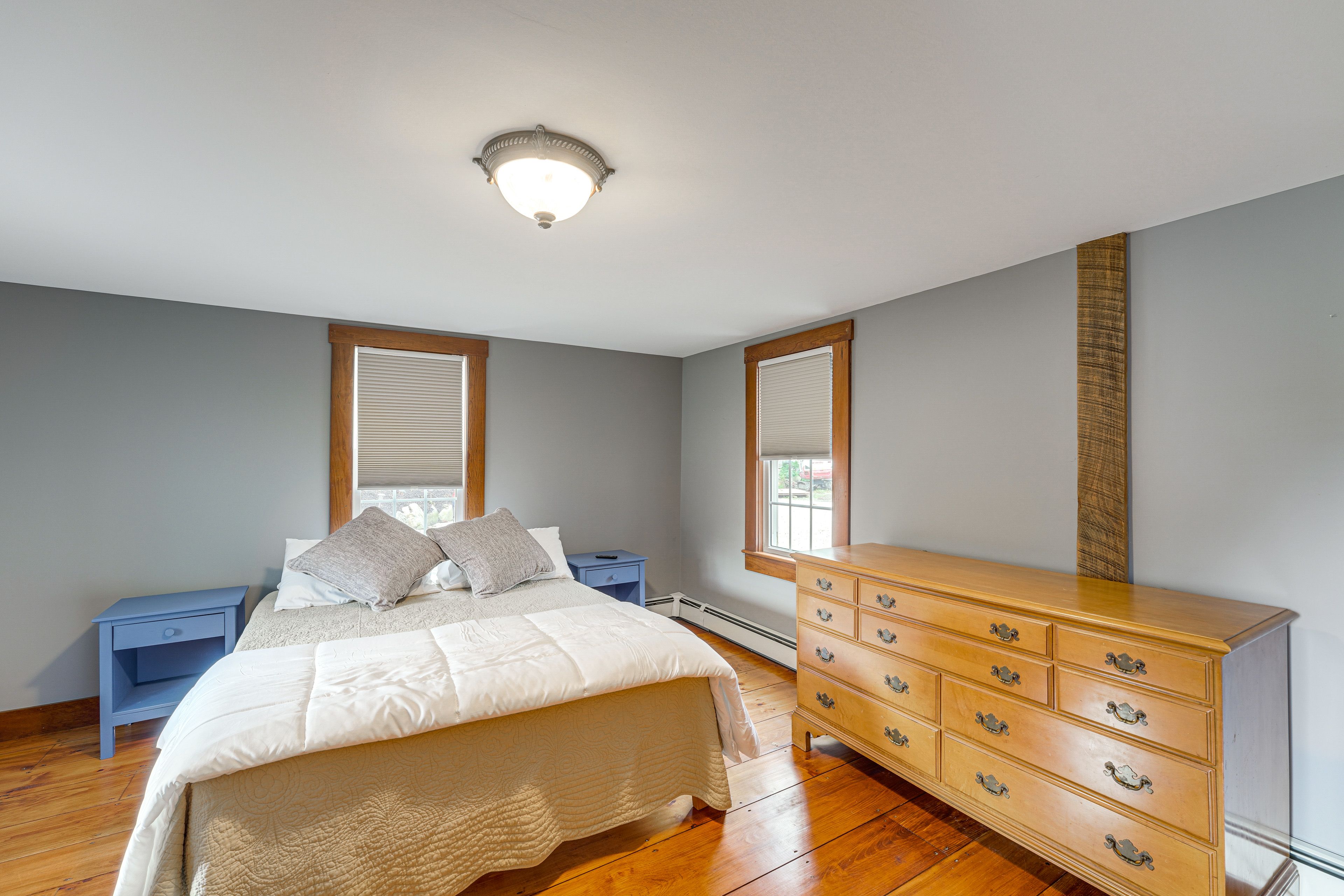 Bedroom | Queen Bed | Air Mattress Available | Linens Provided