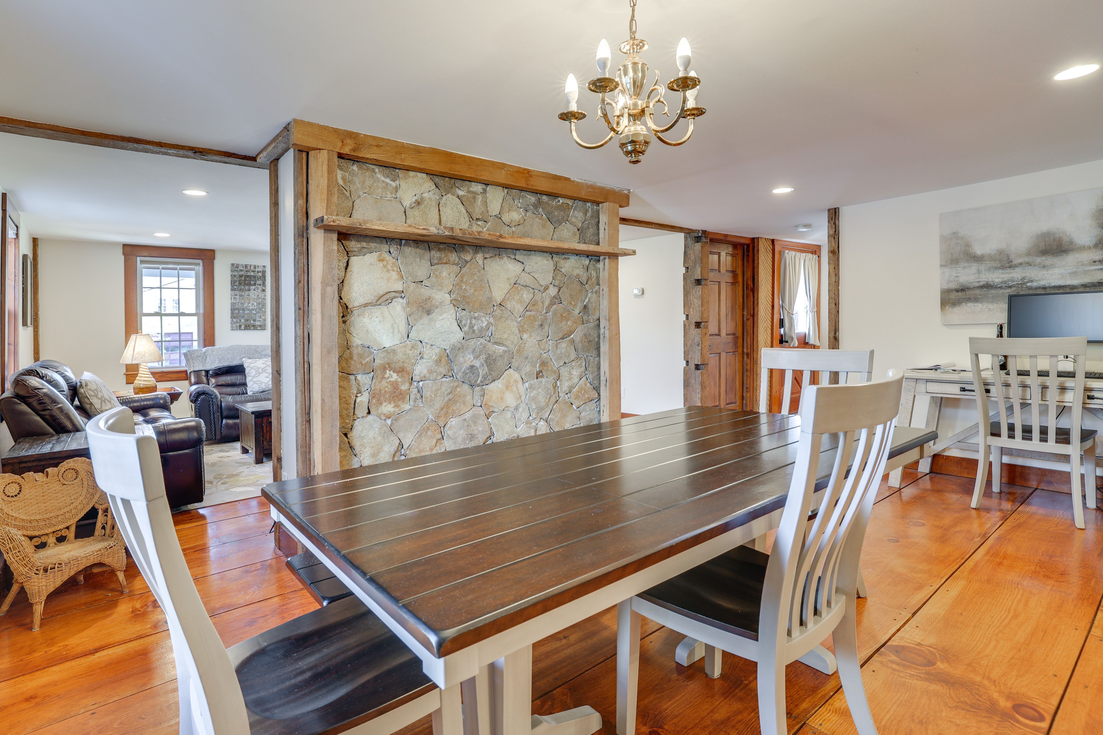 Dining Room | Dishware + Flatware Provided