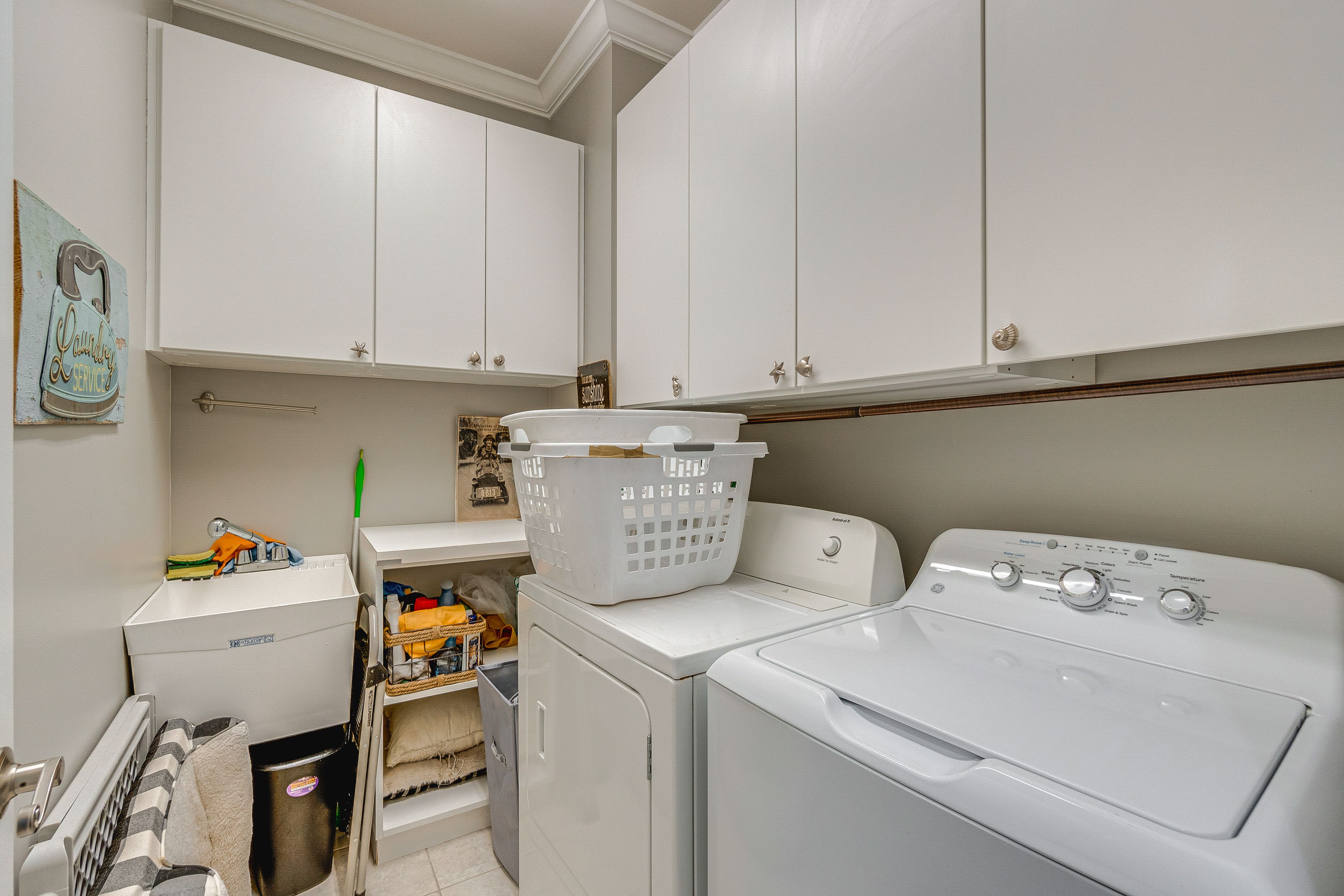 In-Unit Laundry