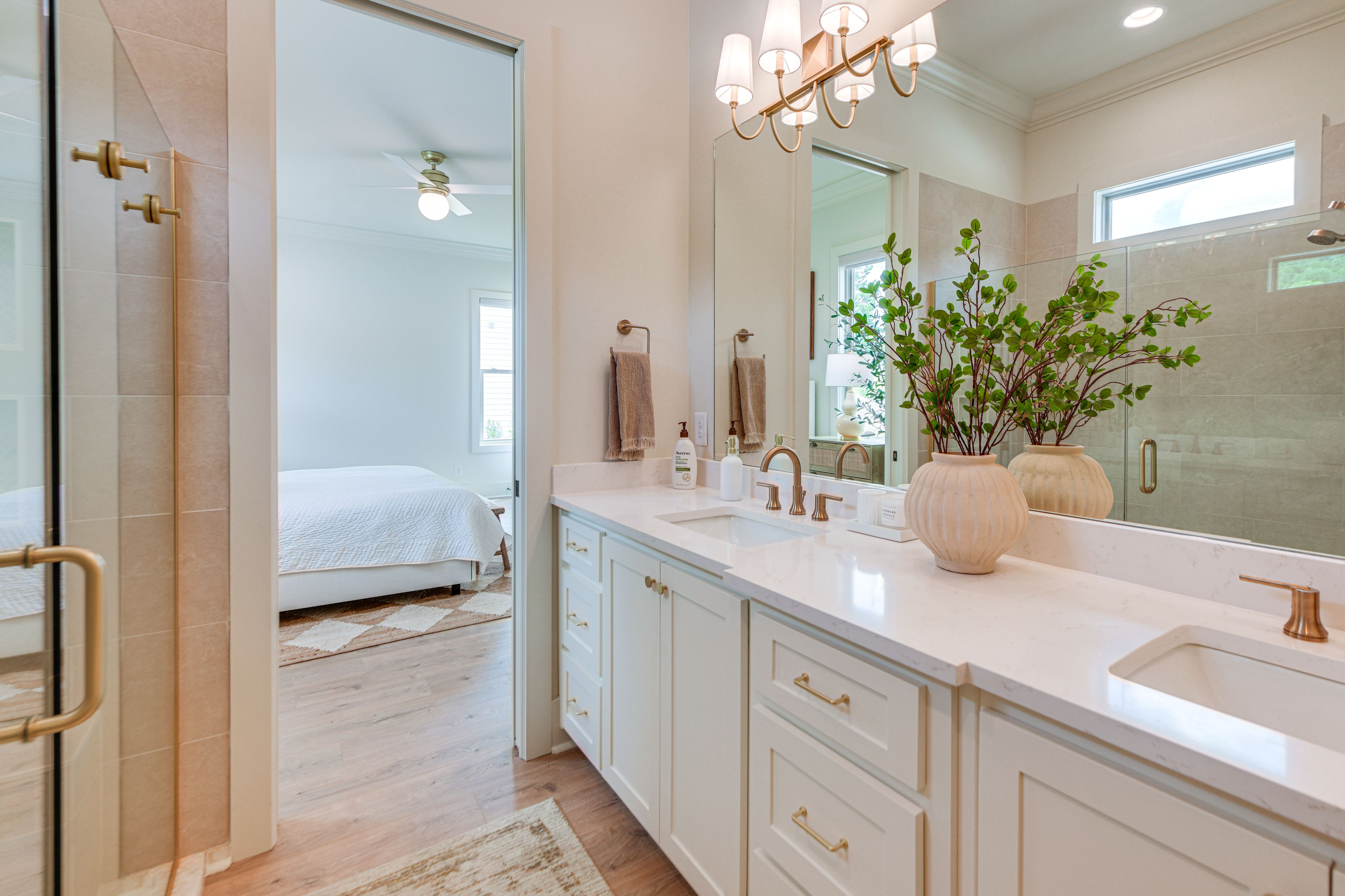 En-Suite Bathroom | Shower | Complimentary Toiletries | 1st Floor