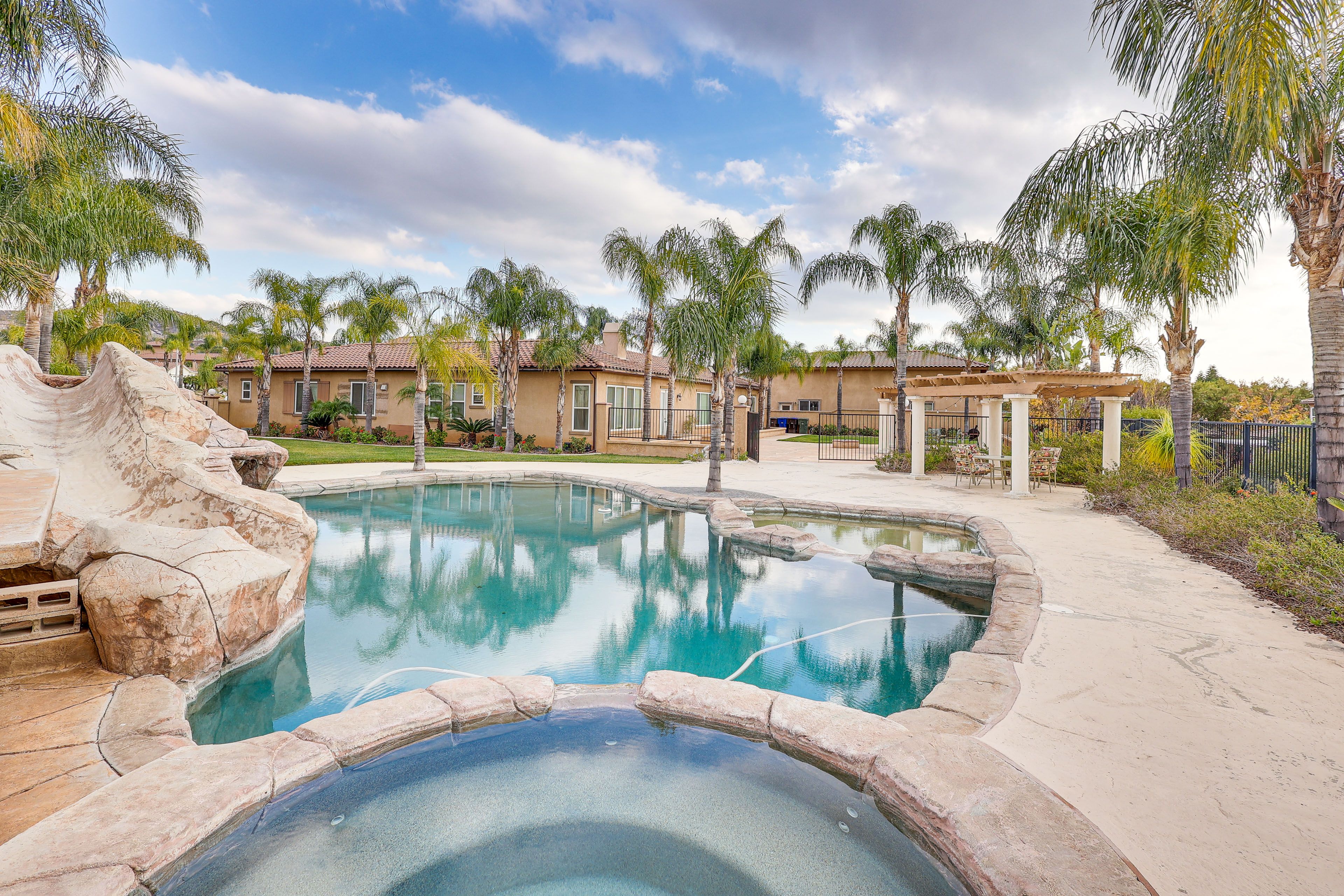 Riverside Vacation Rental | 3BR | 3BA | 1 Step Required | 2,300 Sq Ft