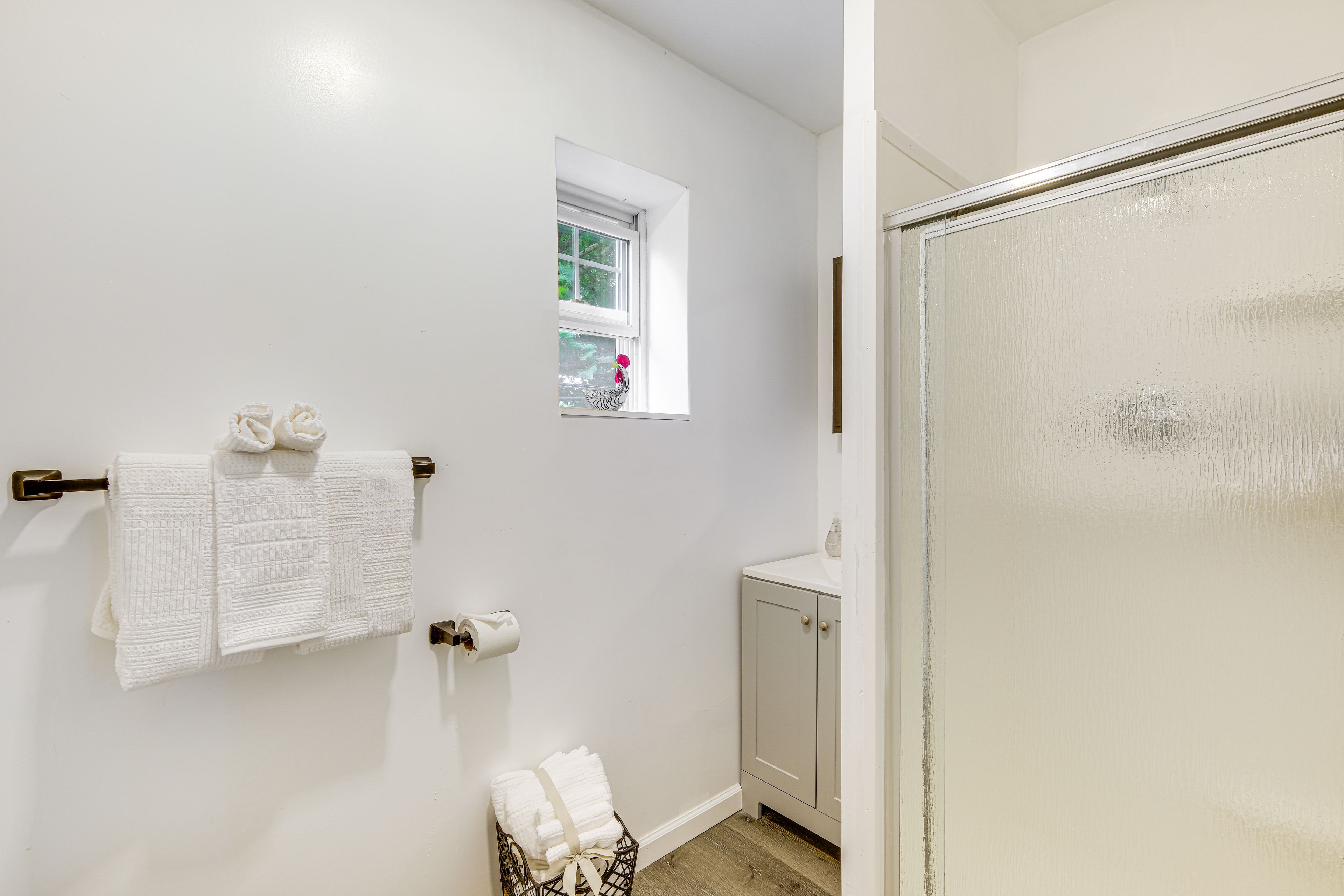 Full Bath | Towels | Complimentary Toiletries