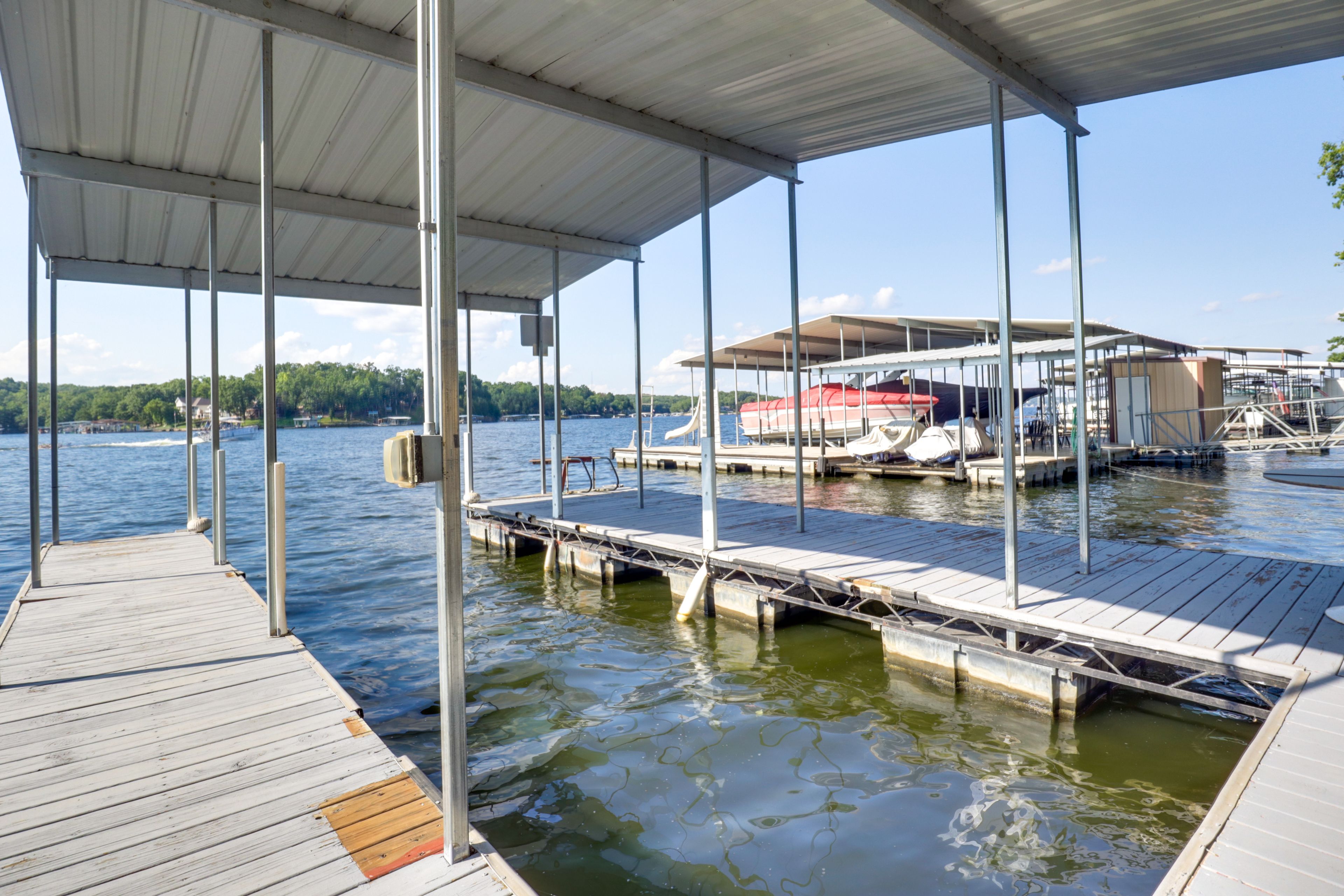Dock