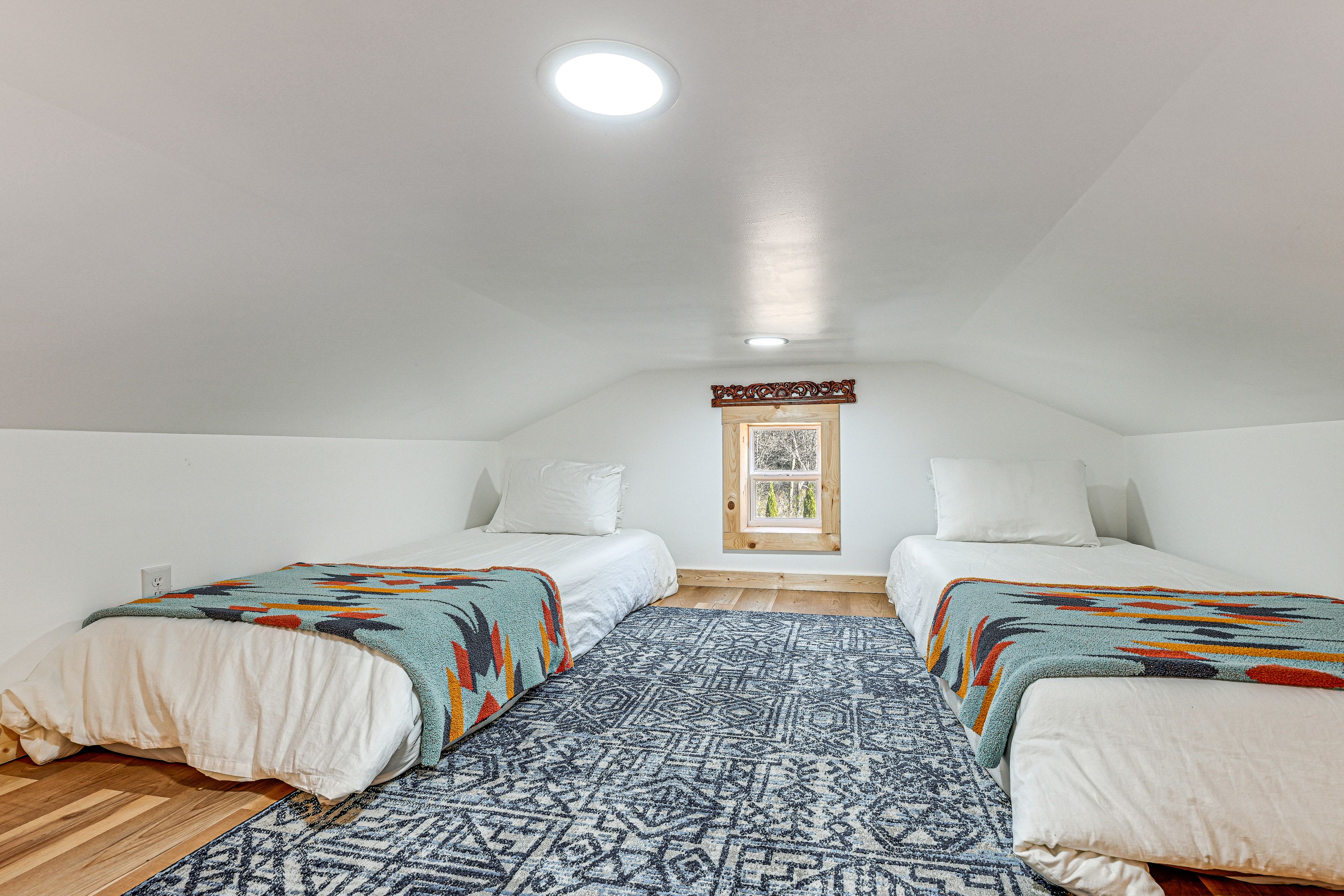 Loft | 2nd Floor | 2 Twin Floor Mattresses
