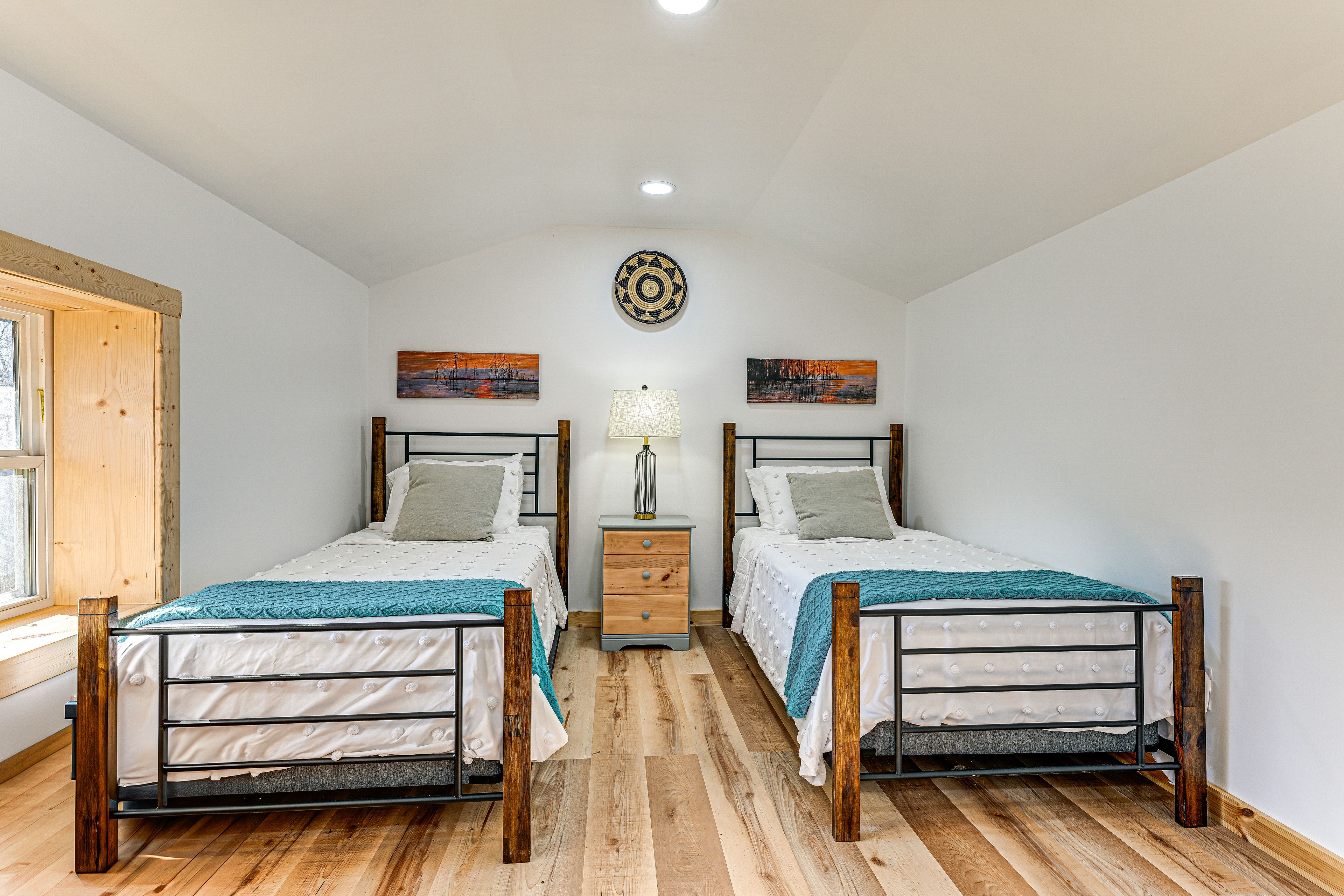 Bedroom 3 (Detached Garage) | Upper Floor | 2 Twin Beds | Linens Provided