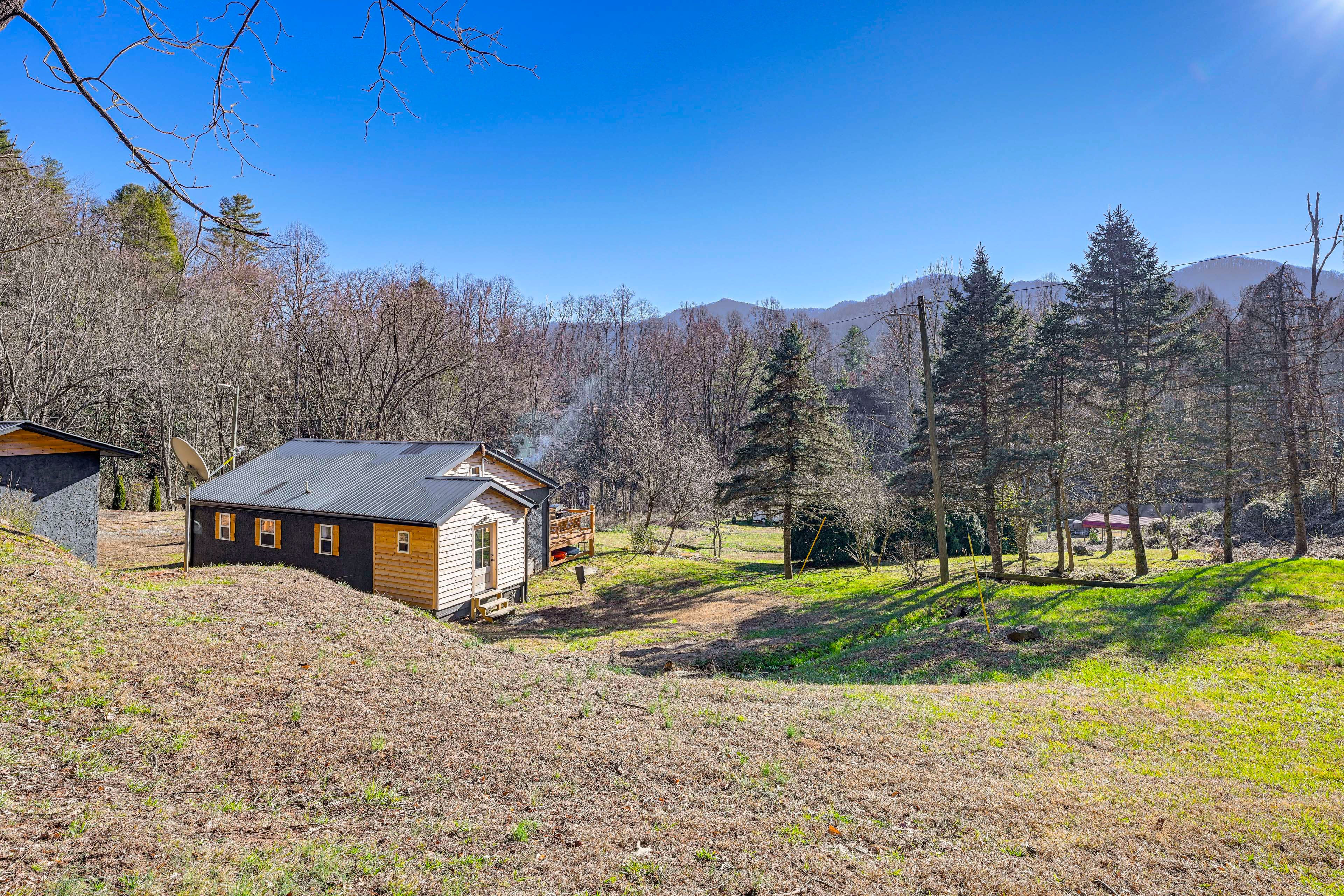Home Exterior | 2-Story Home