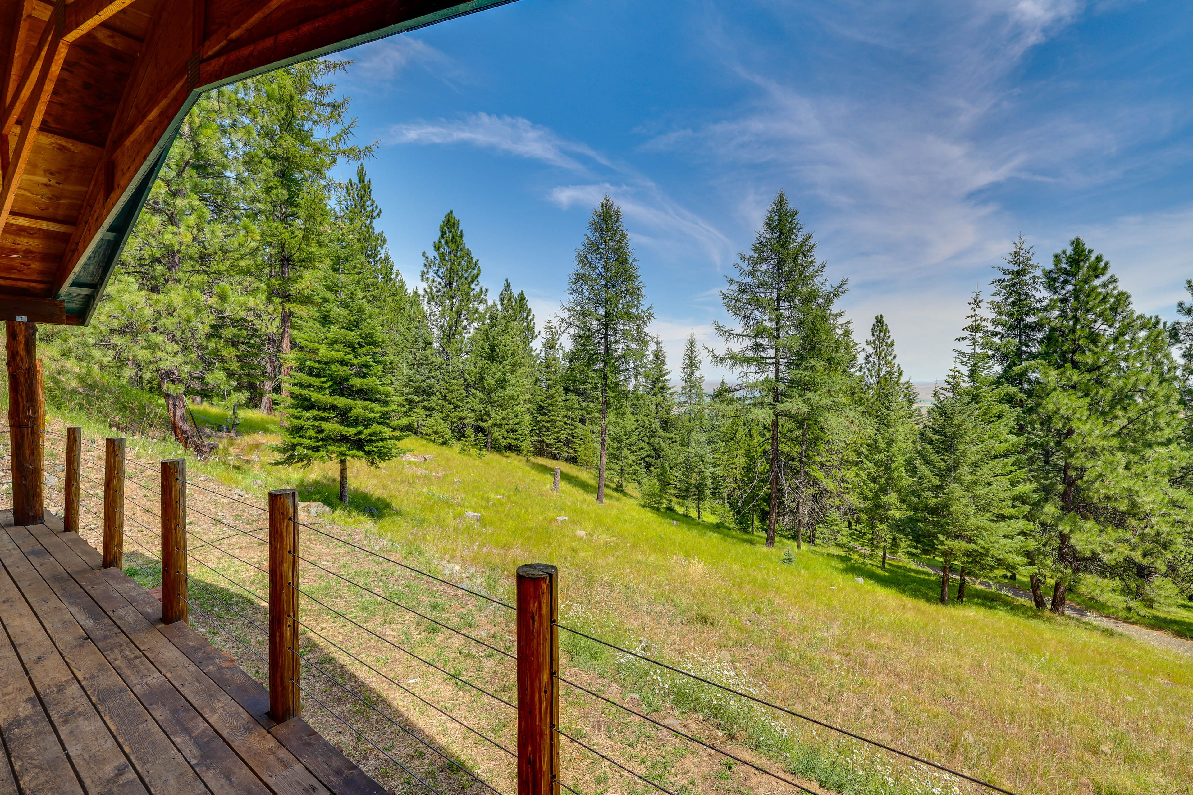 Scenic Views | Forested & Secluded Setting