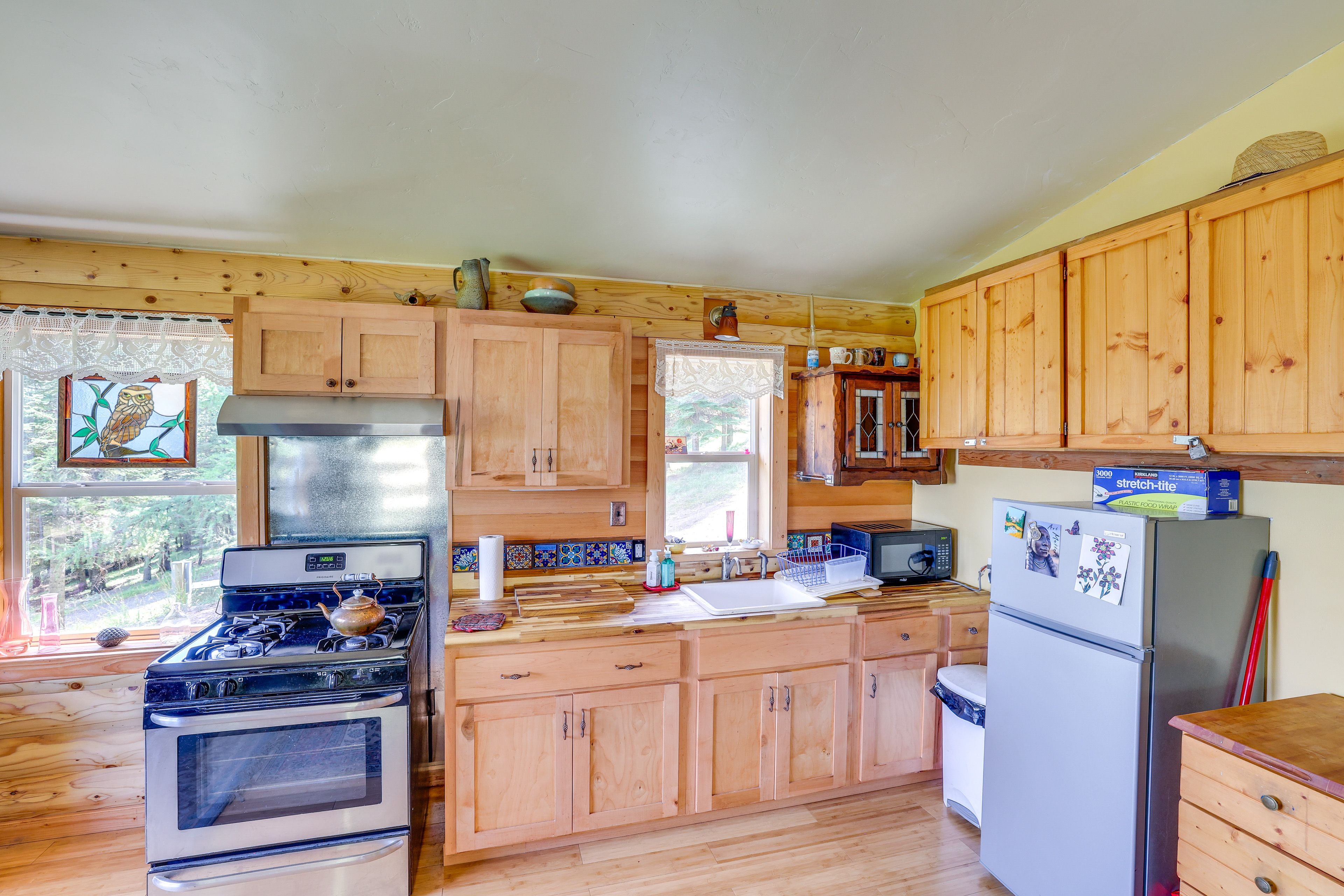 Kitchen | Cooking Basics | Dishware/Flatware