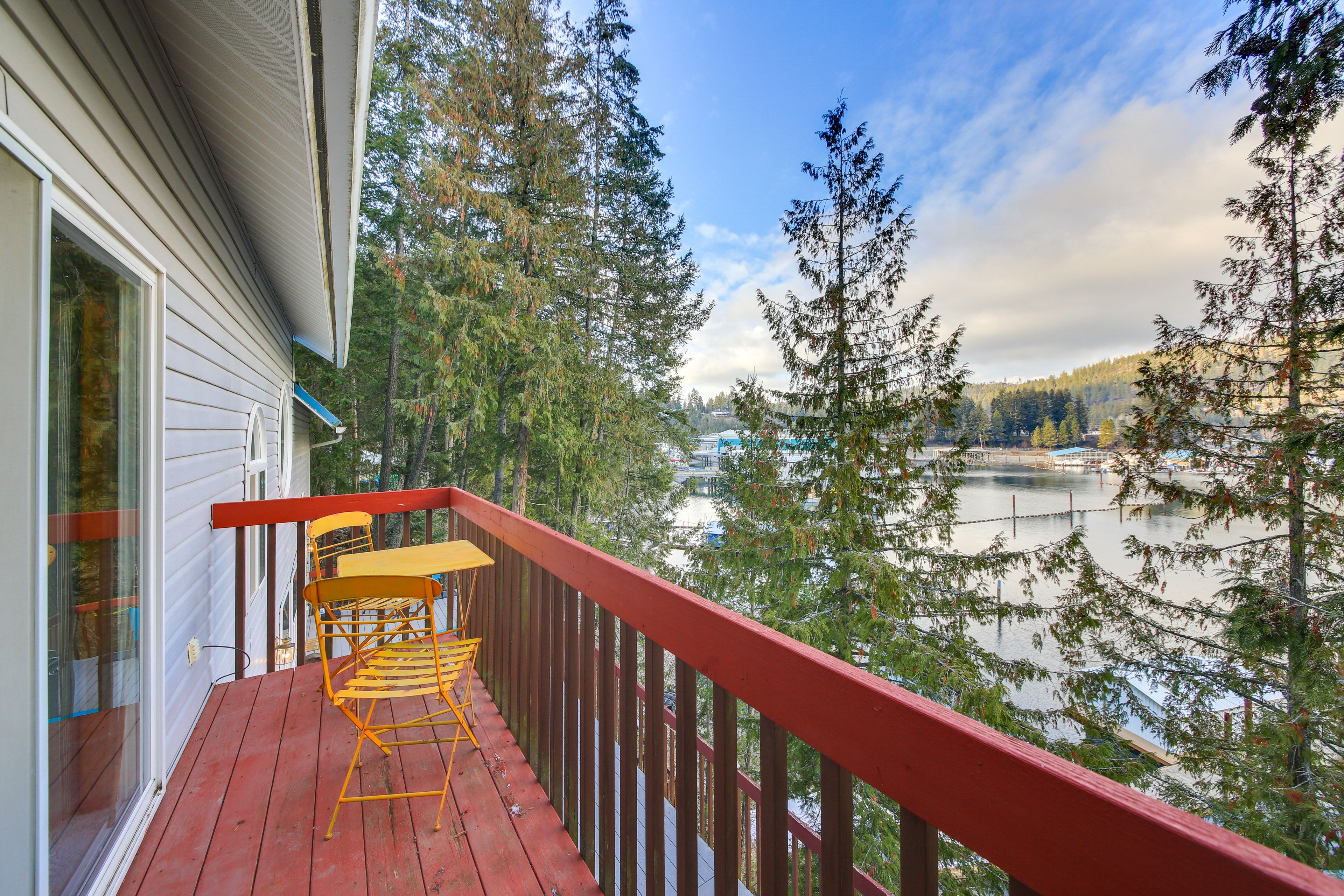 Balcony | Lake Pend Oreille Views