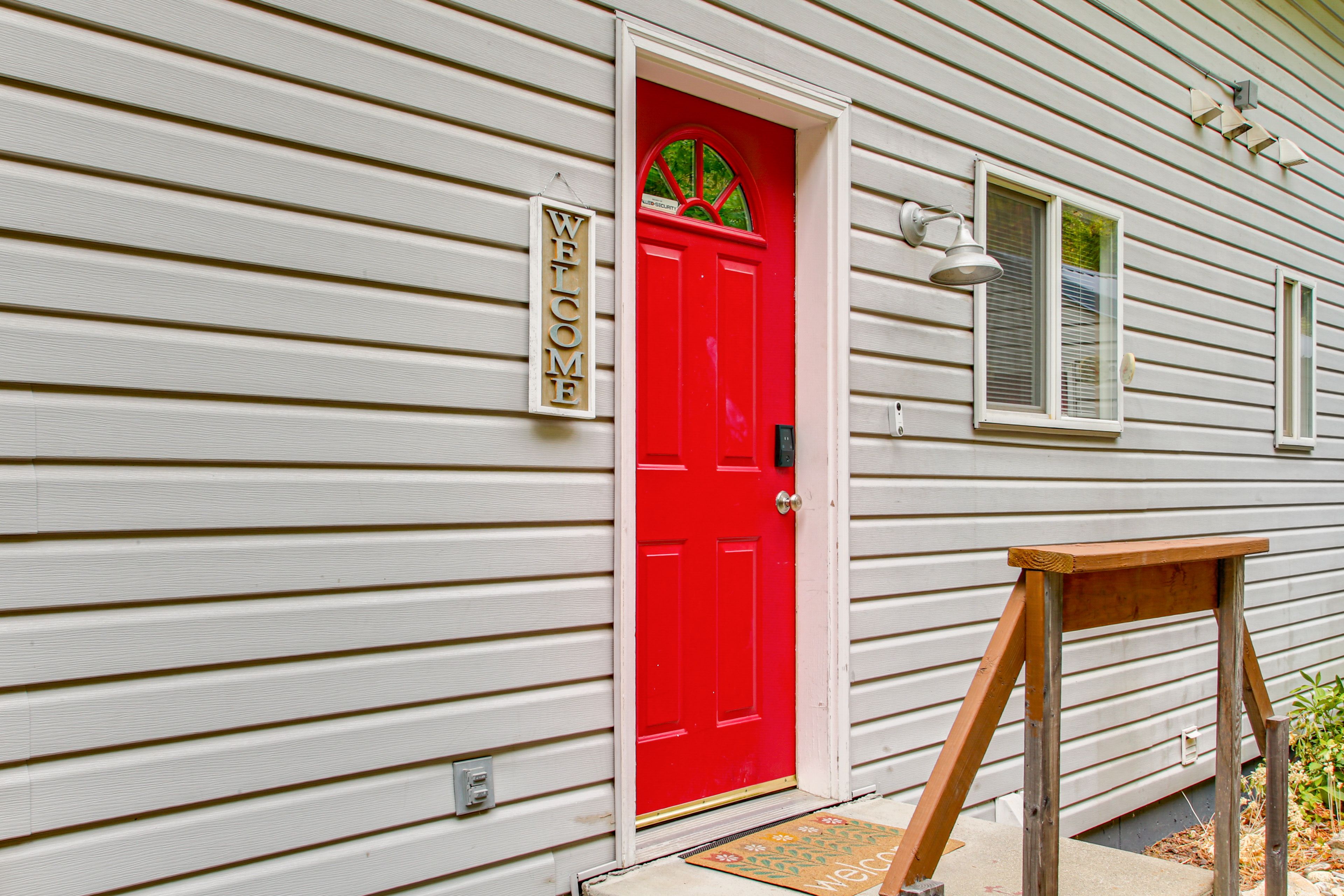 Main Entryway | Keyless Entry