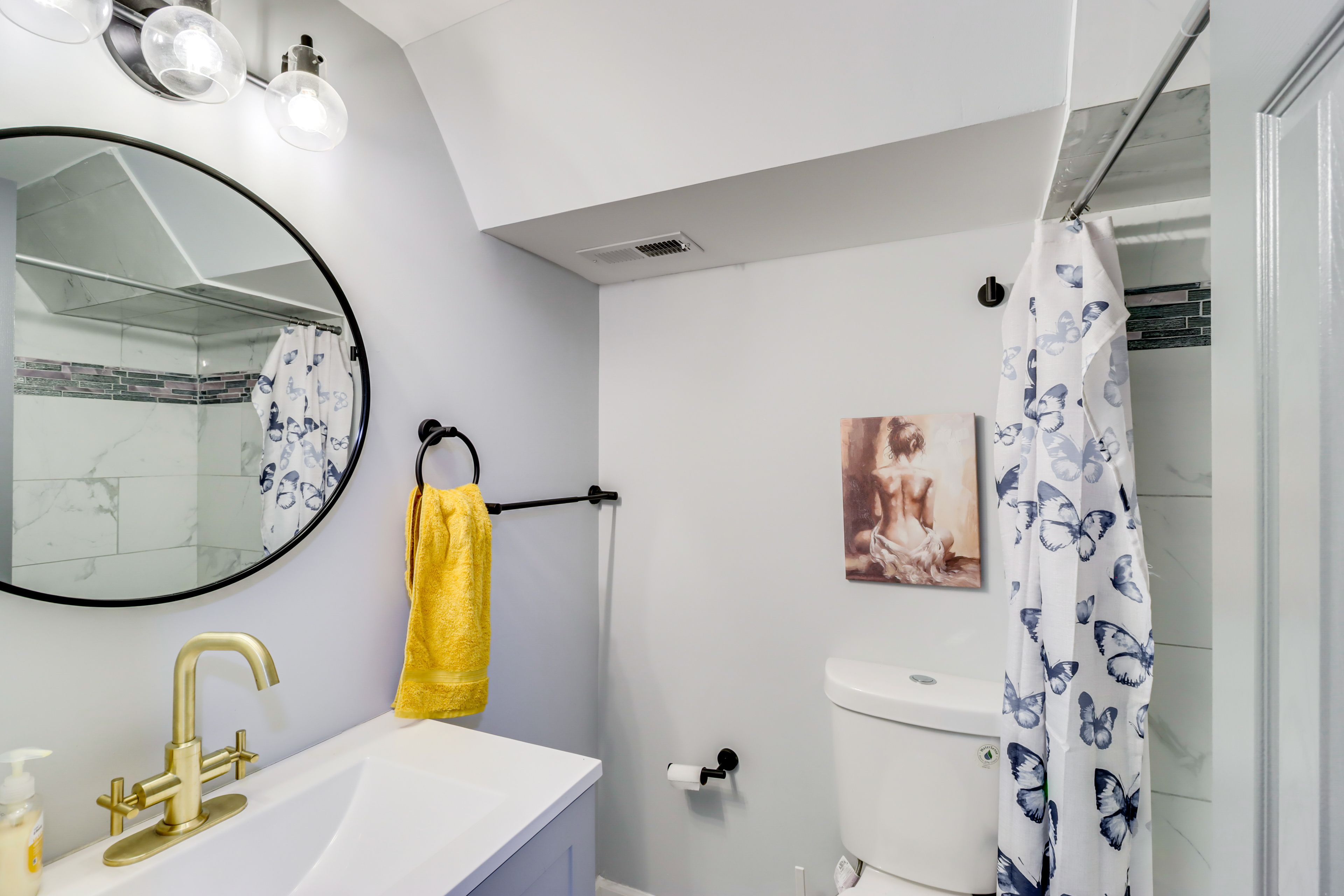 Full Bathroom | Lower Level