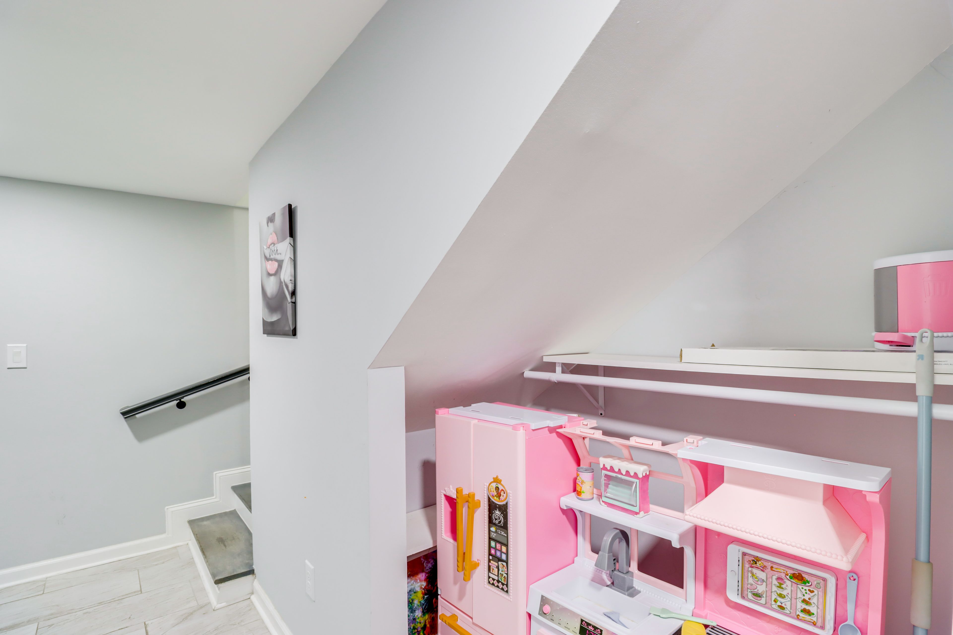 Children's Kitchen Playset | Lower Level