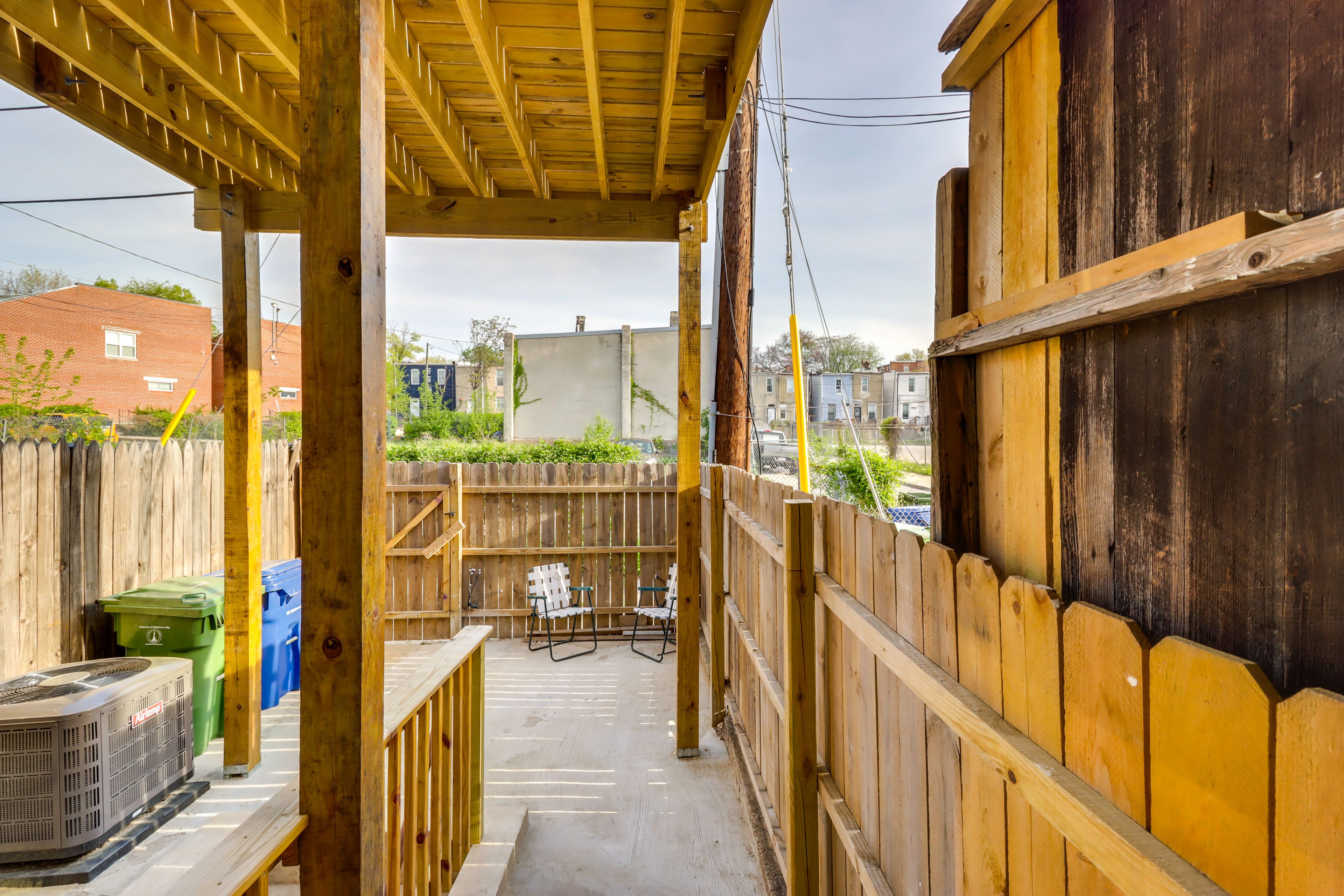Private Patio | Seating