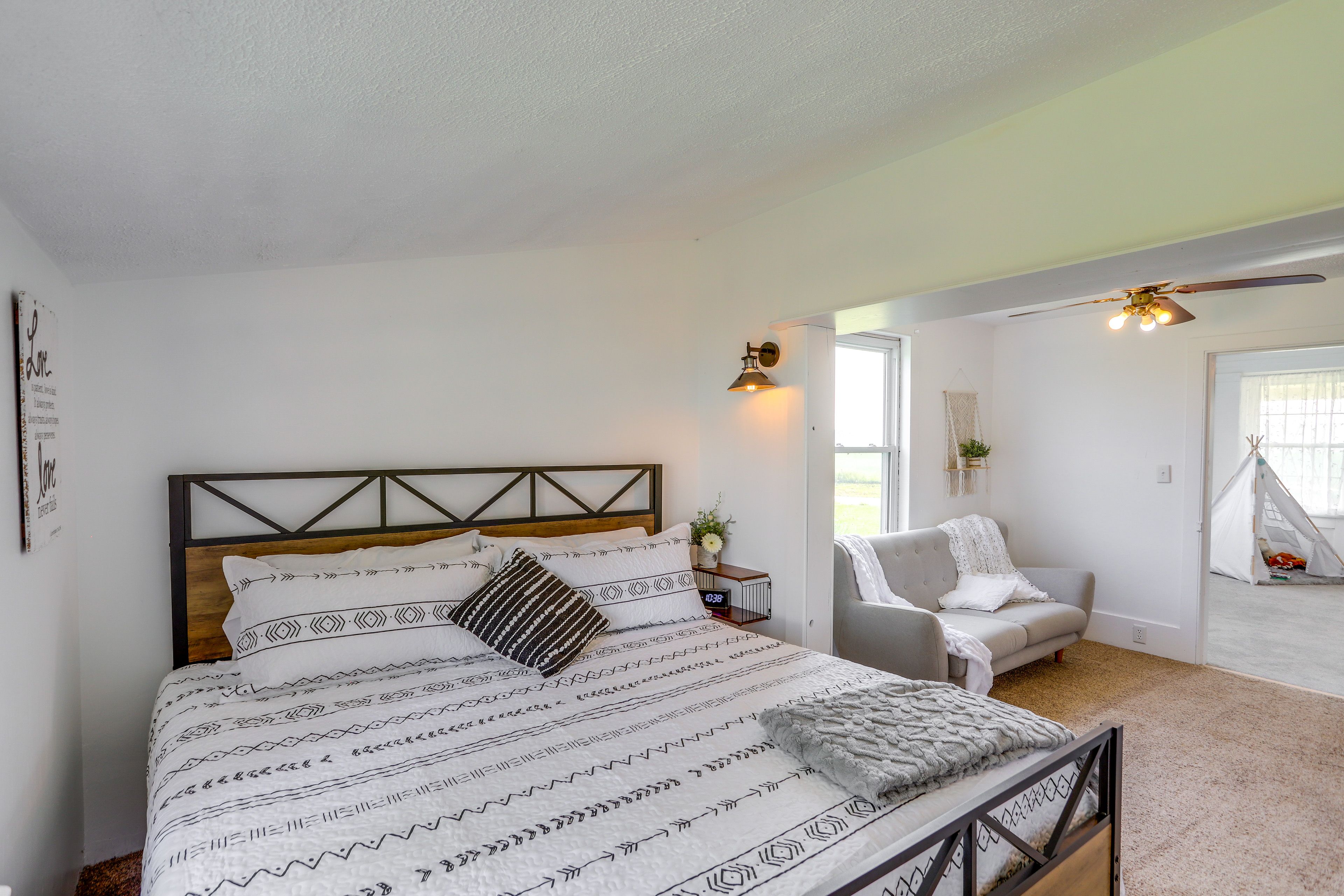 Bedroom 1 | King Bed | Linens Provided