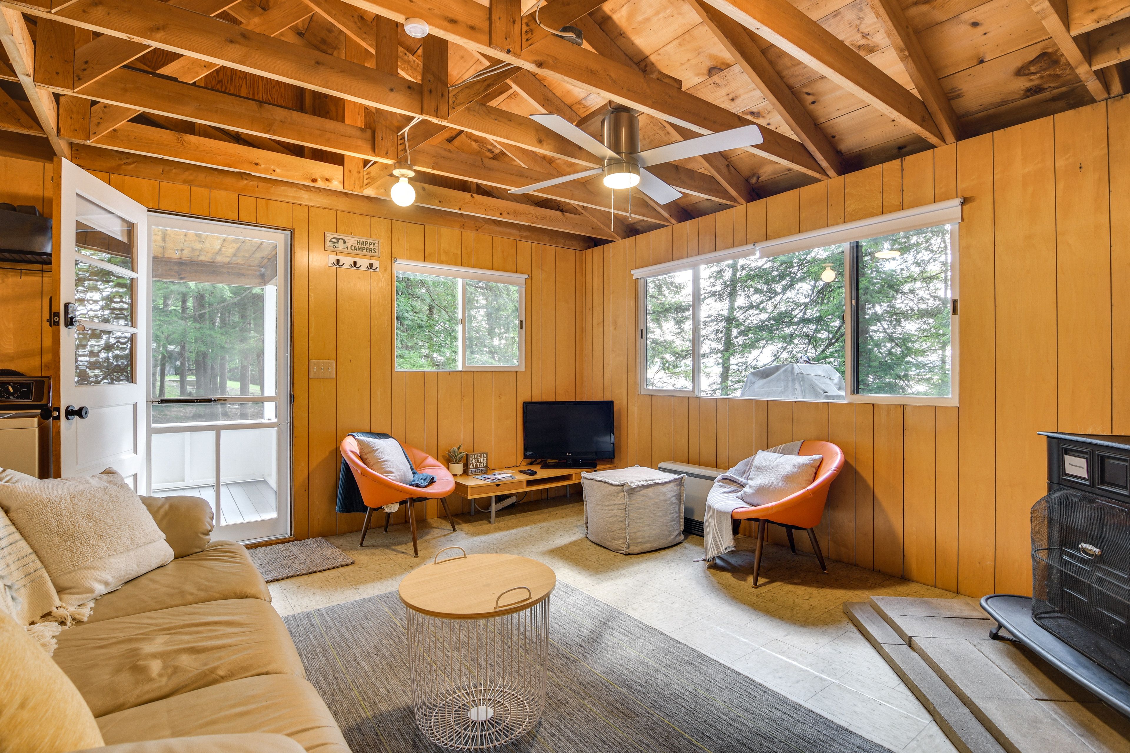 Sidney Vacation Rental | 2BR | 1BA | 900 Sq Ft | Steps Required