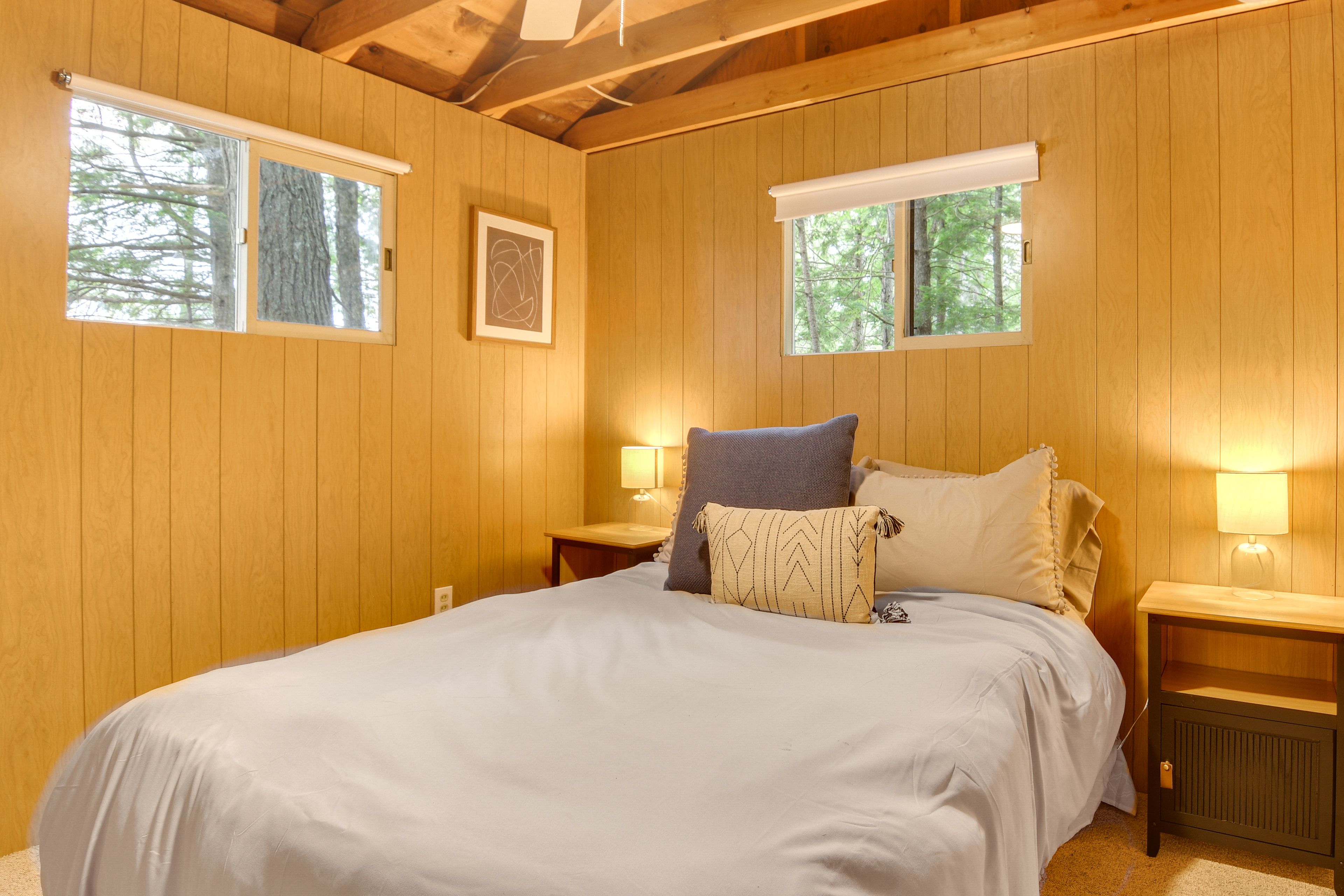 Bedroom 1 | Full Bed