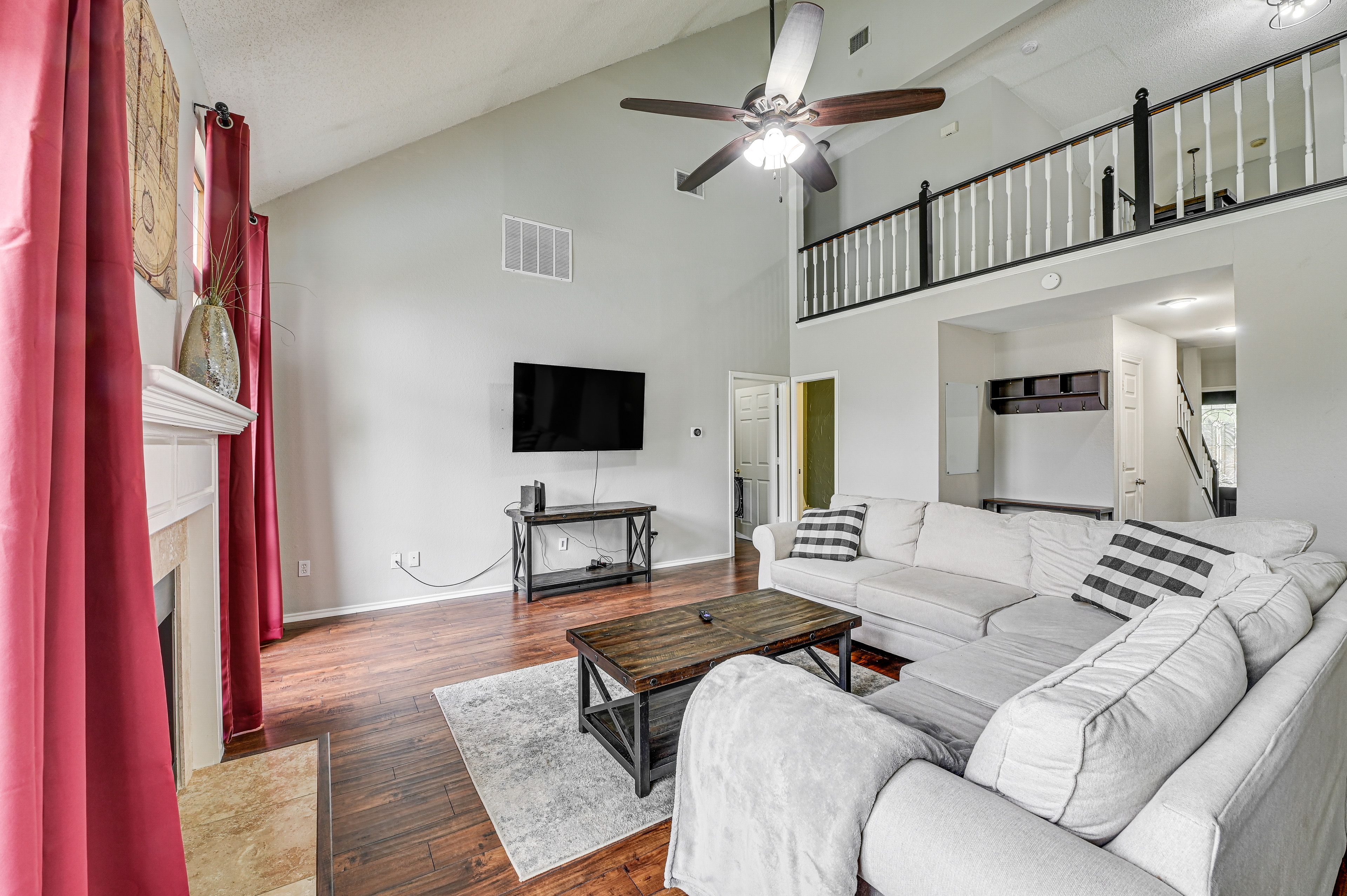 Living Room | Central A/C | Queen Sleeper Sofa | 1st Floor