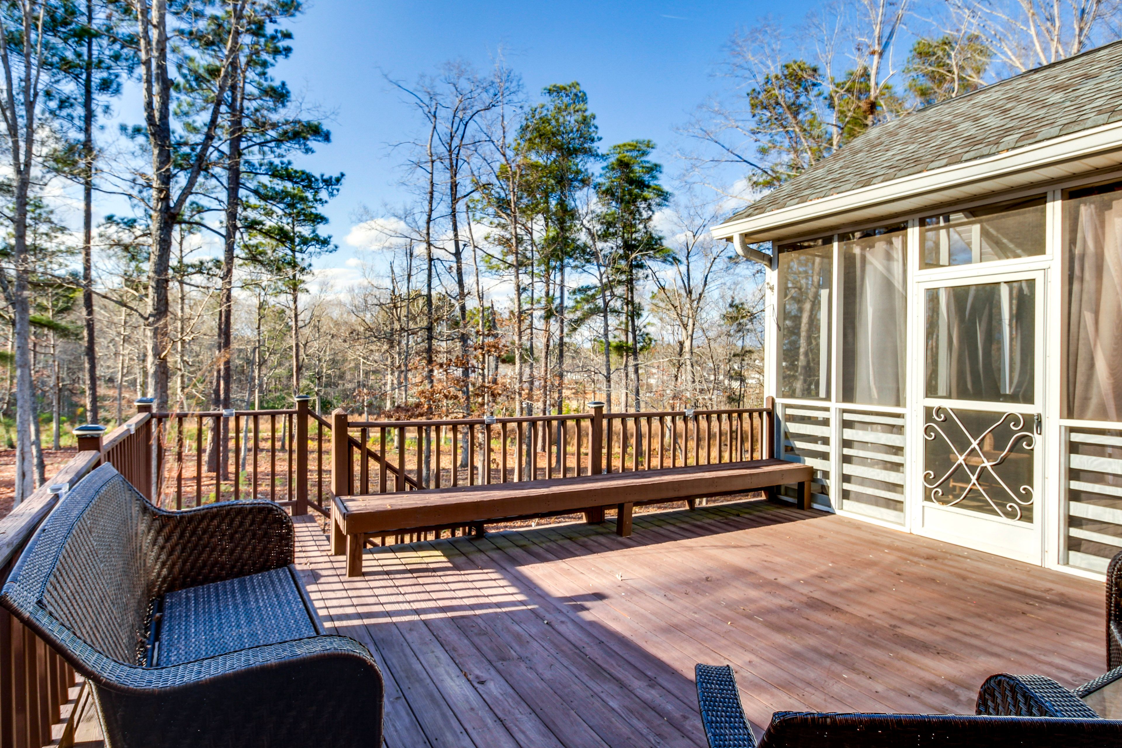 Furnished Deck