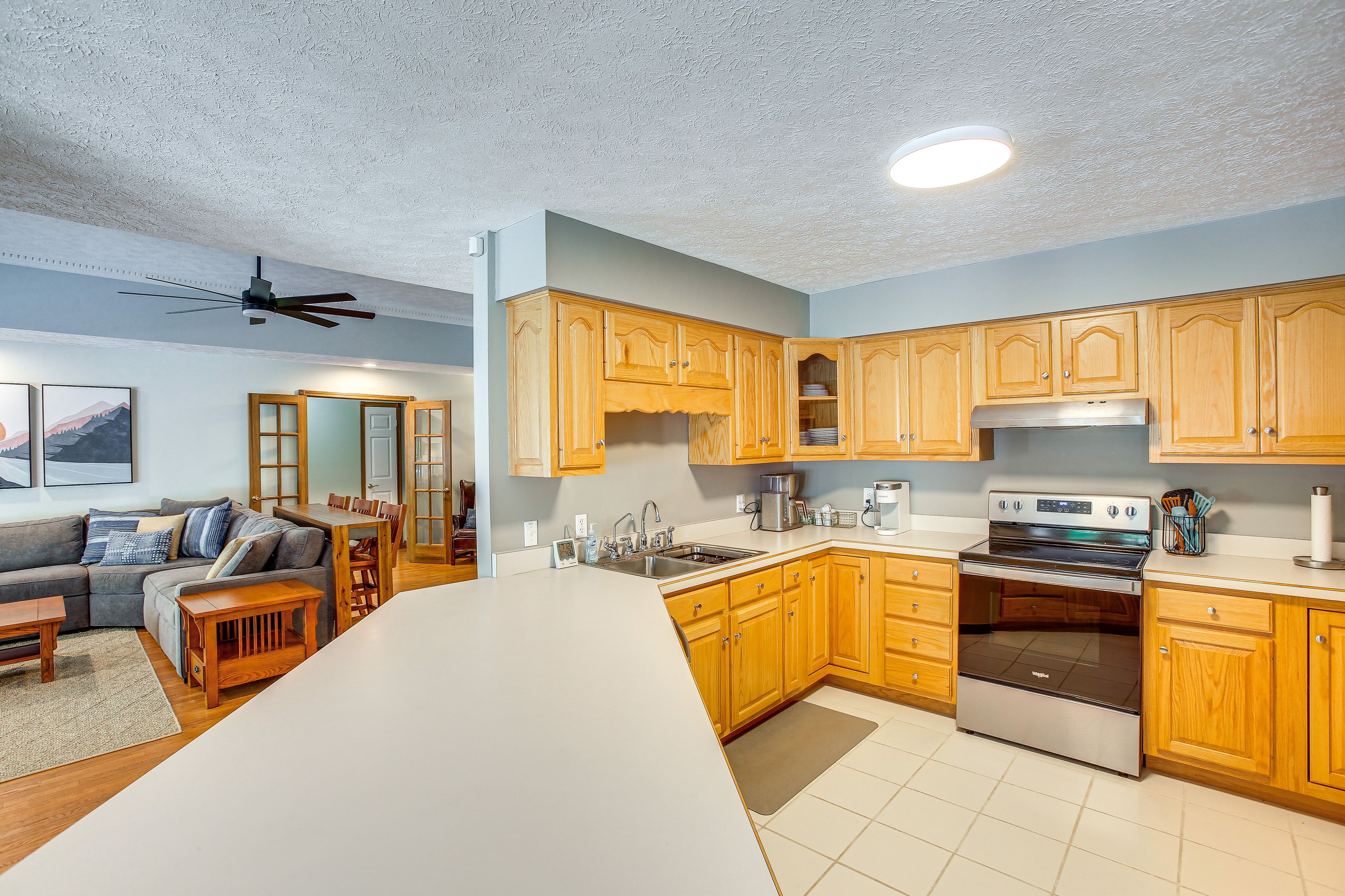 Kitchen | Main Floor | Keurig & Drip Coffee Makers | Cooking Basics