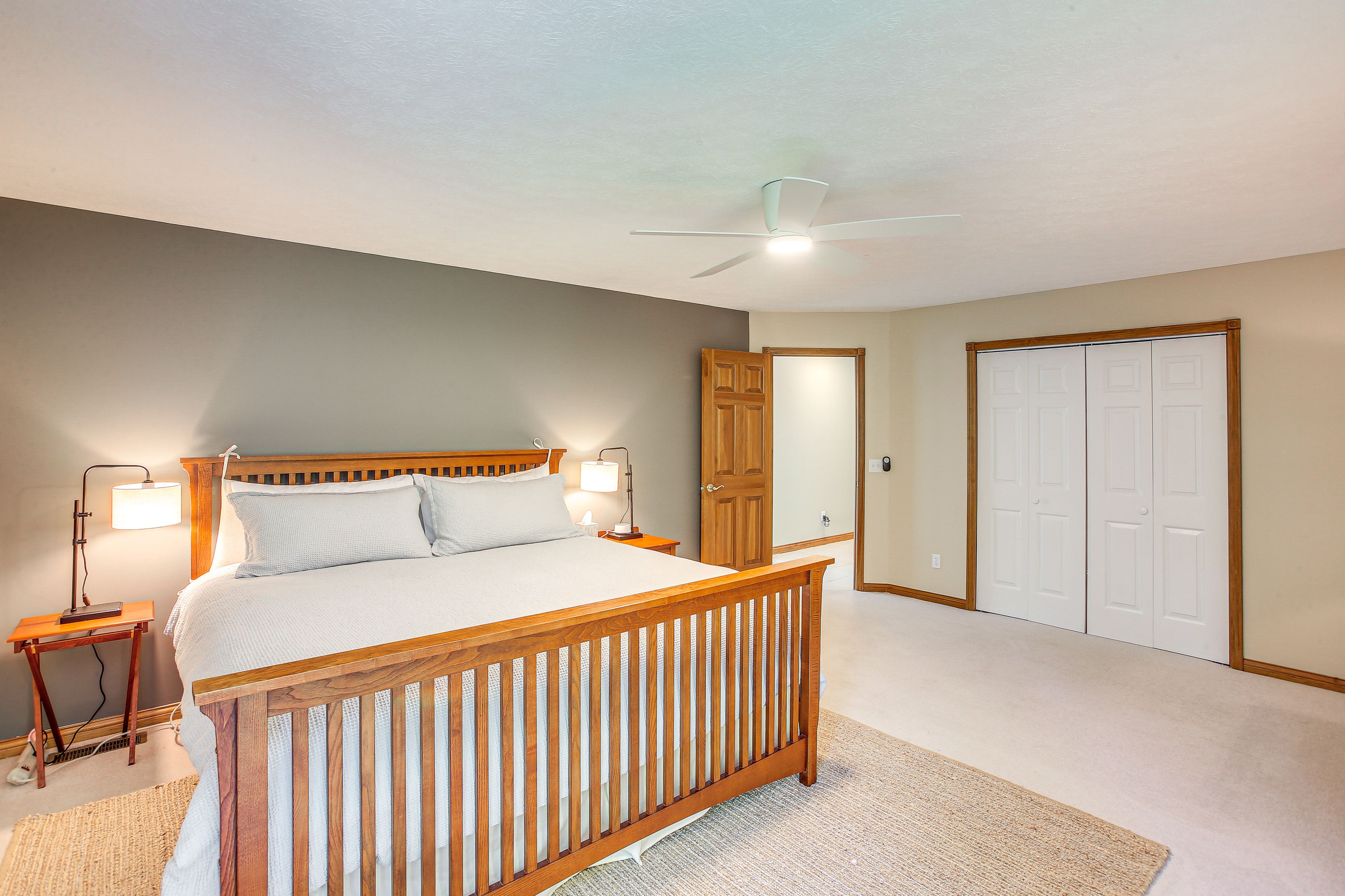 Bedroom 1 | Main Floor | King Bed | Smart TV | Linens Provided