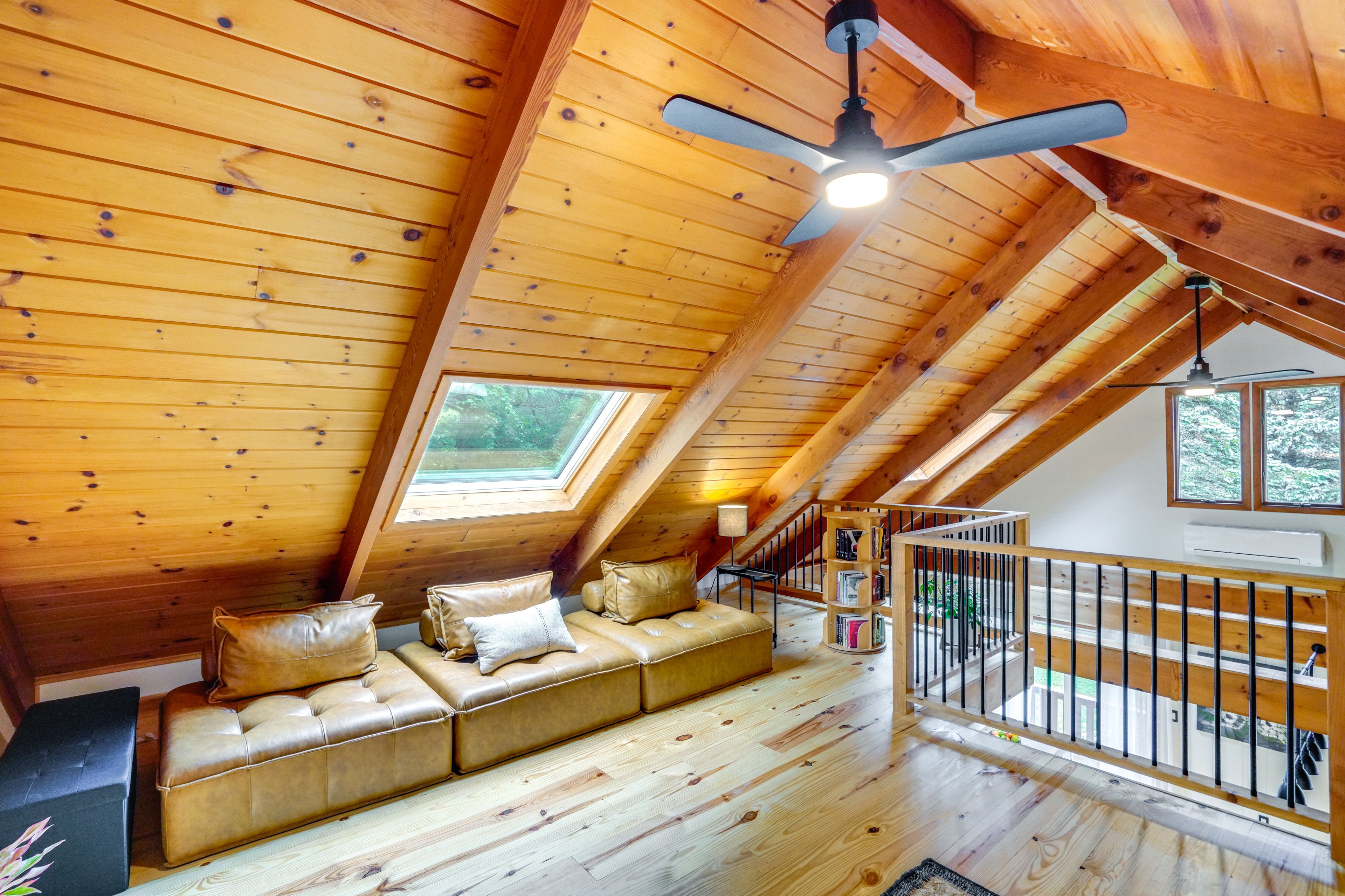 Reading Loft | 2nd Floor