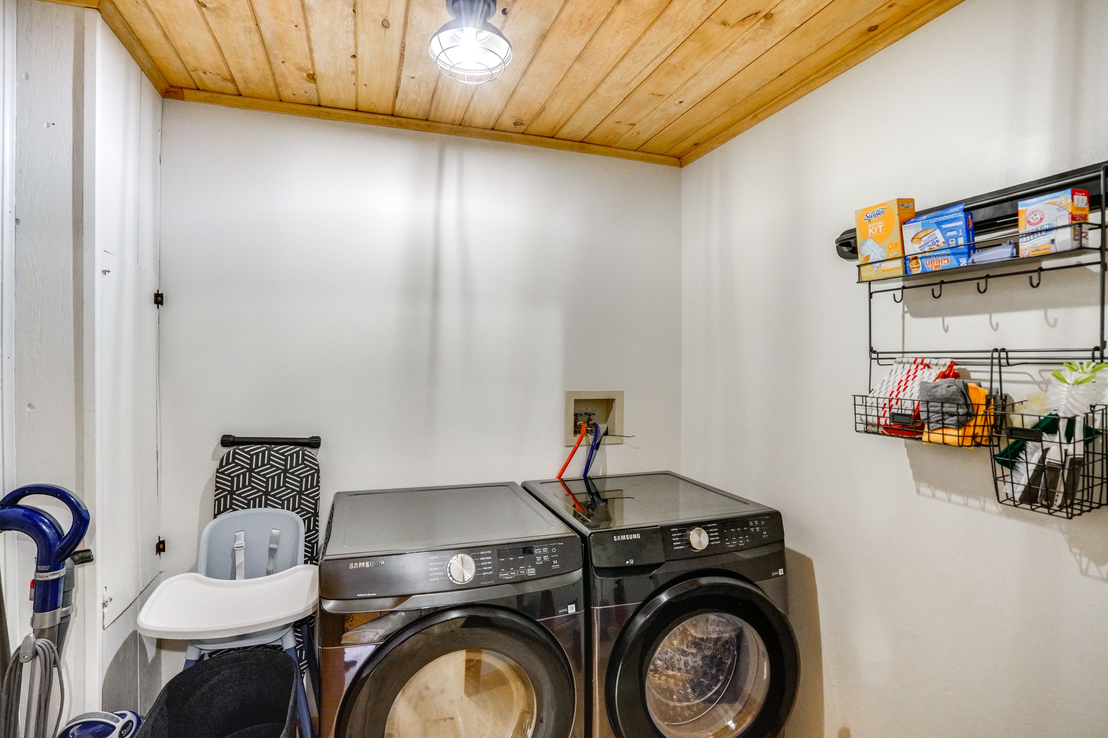 Laundry Room | 1st Floor | Washer & Dryer