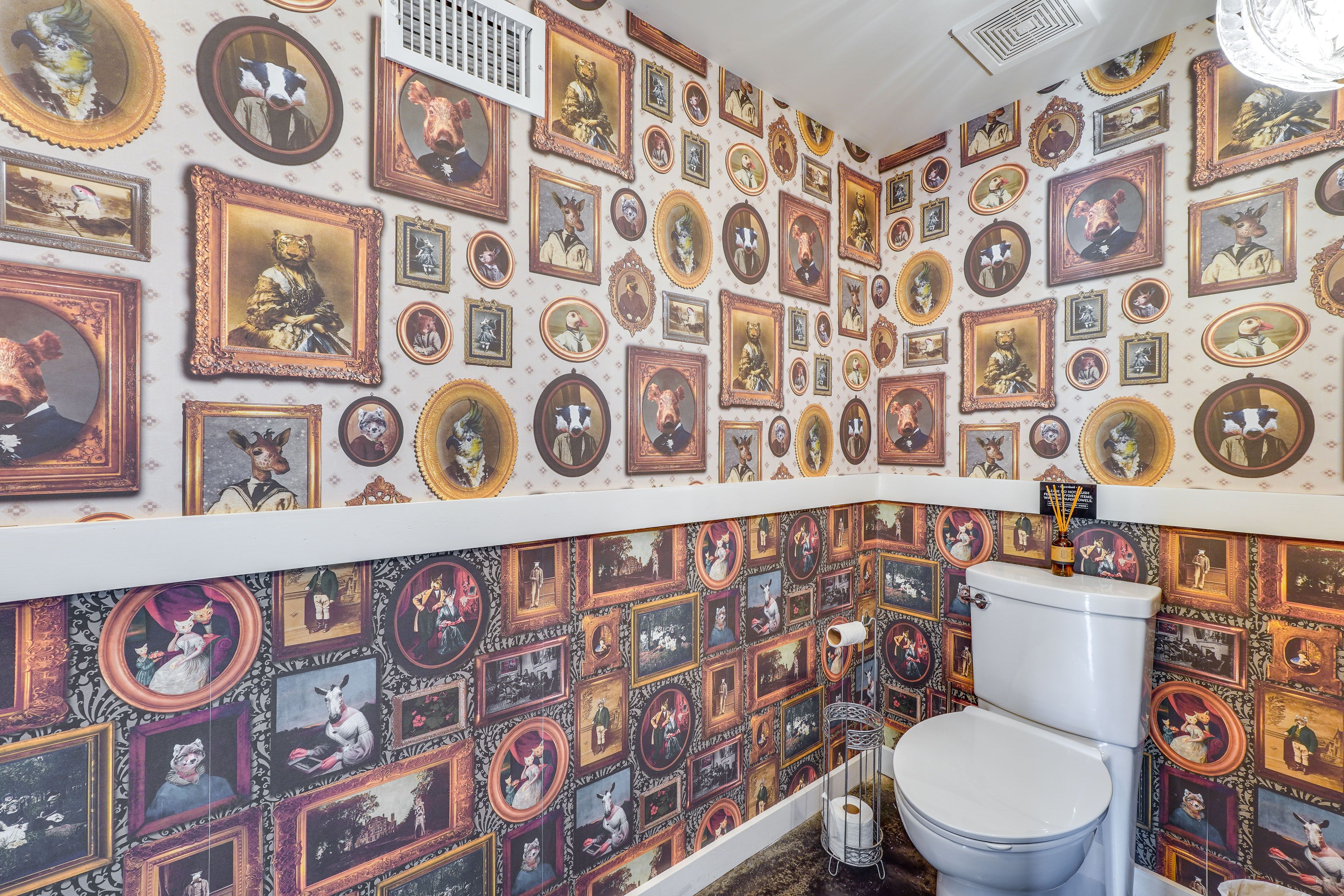 Half Bathroom | 1st Floor
