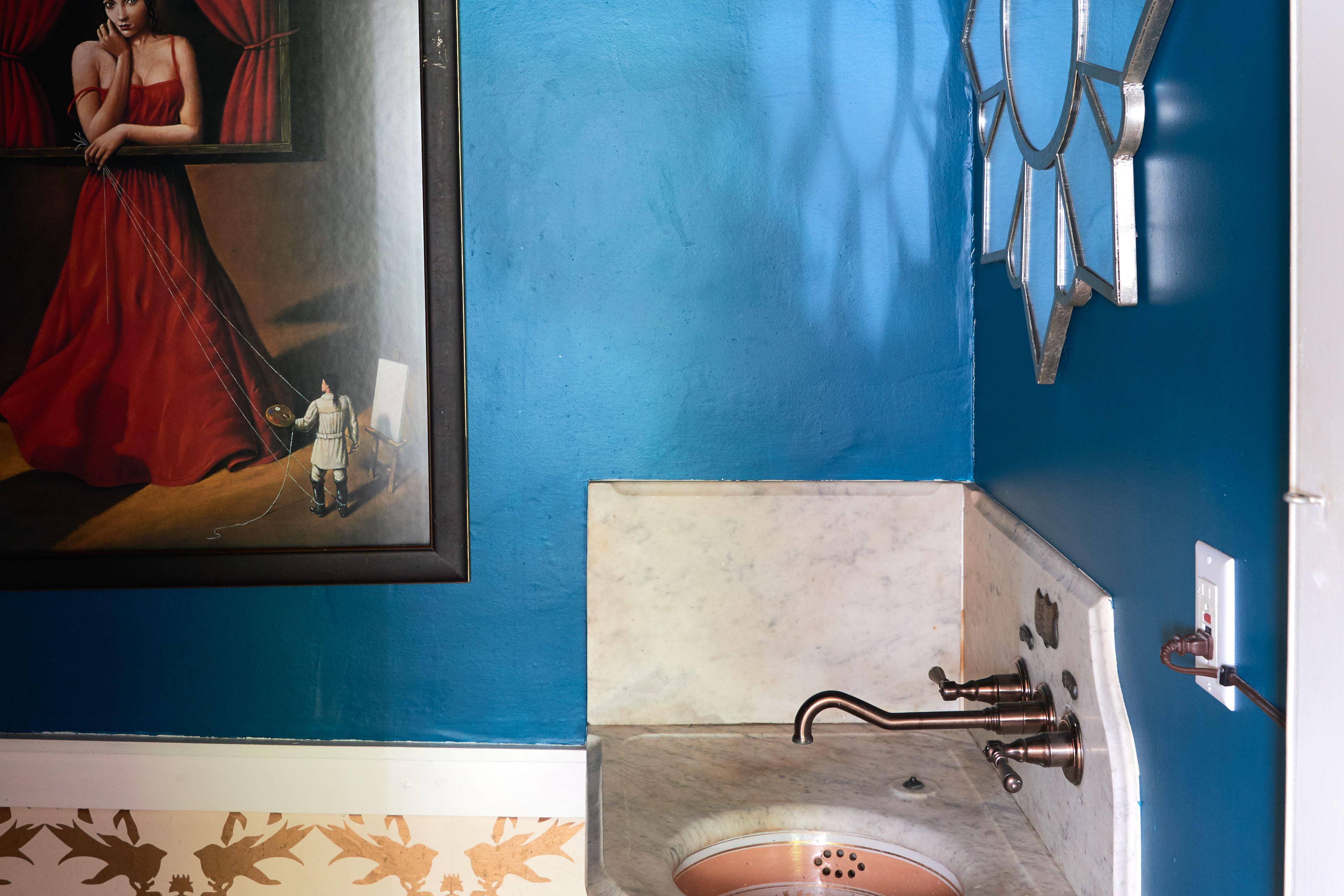Half Bathroom | 1st Floor