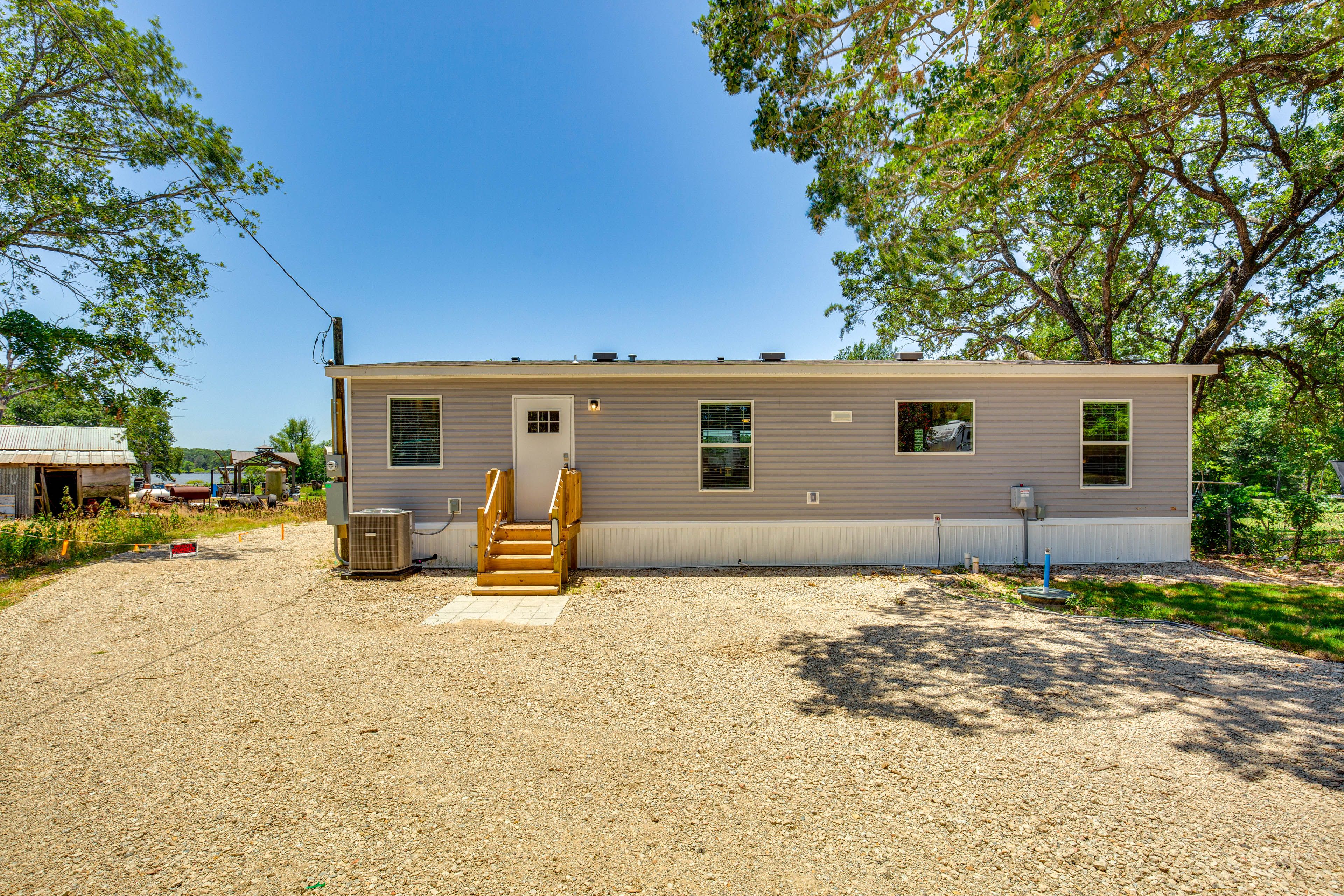 House Exterior | Keyless Entry