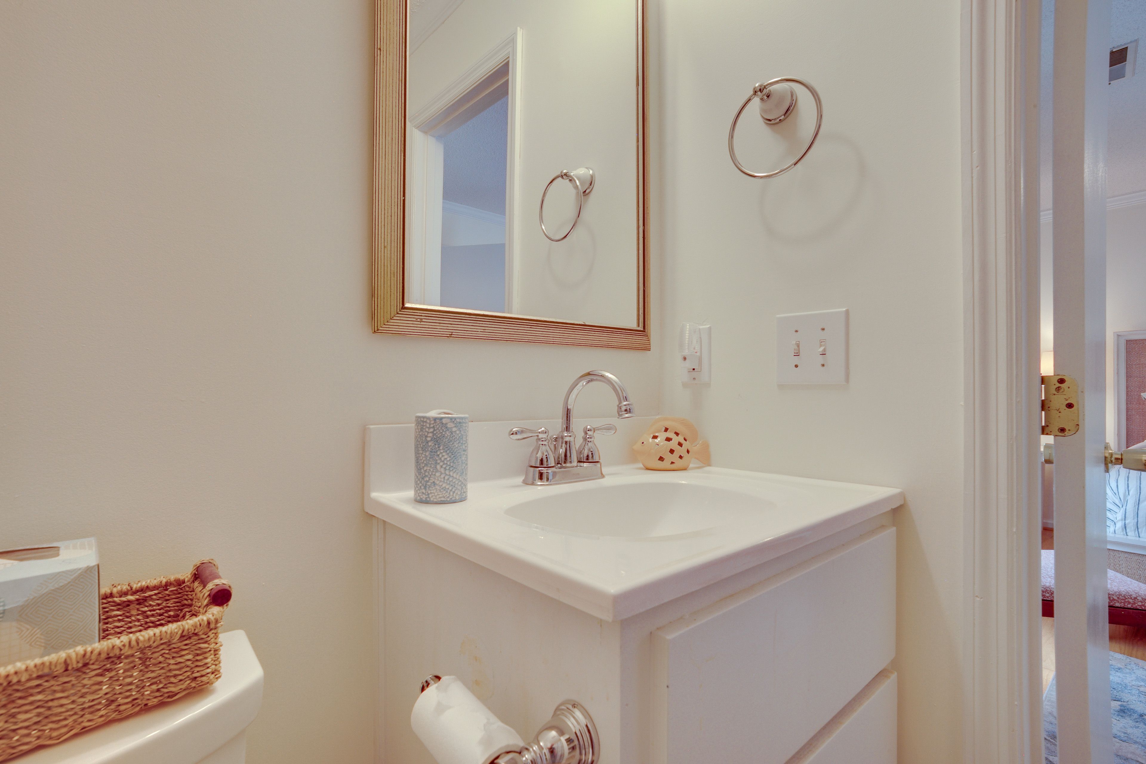 Full Bathroom | Main Level