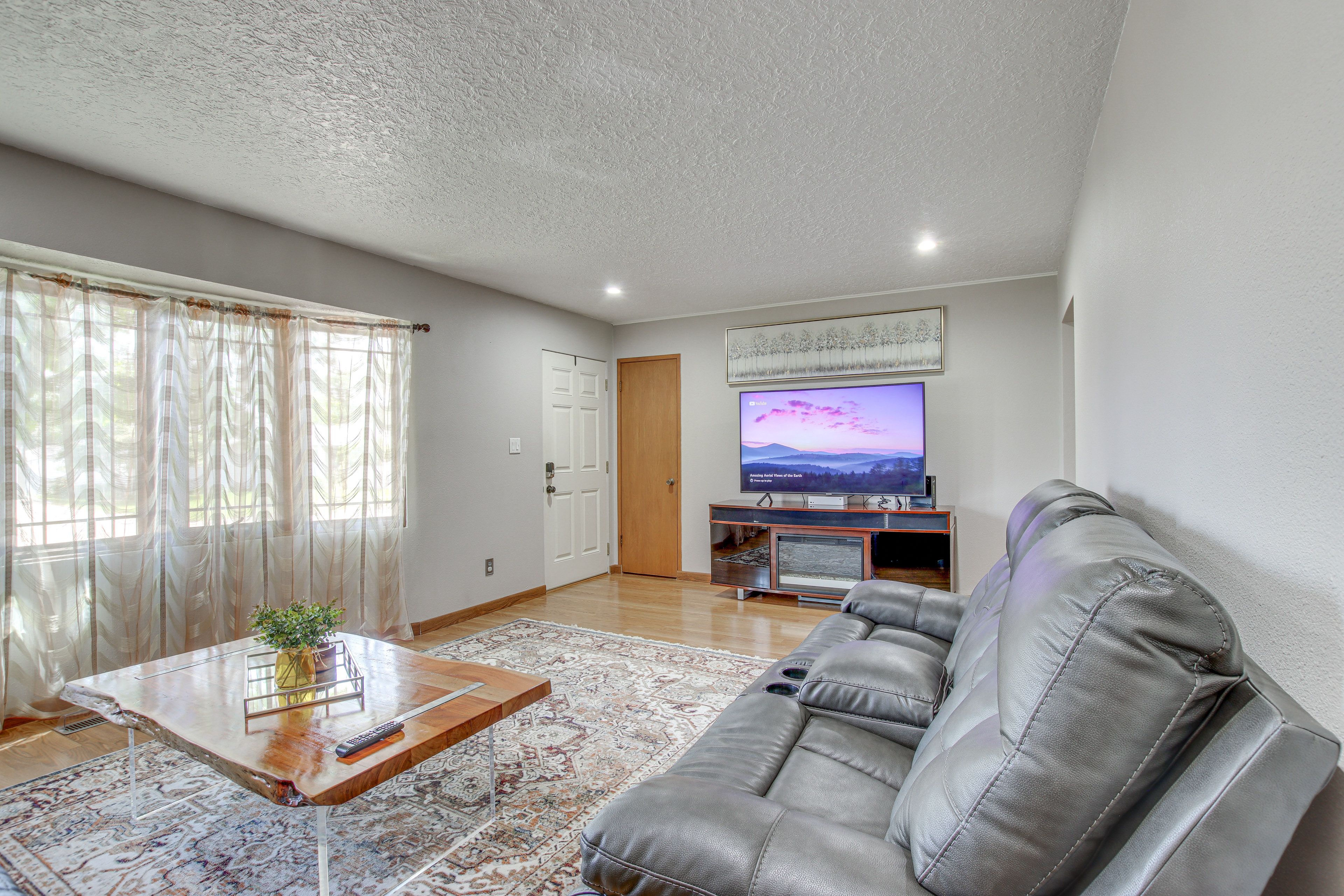 Living Room | Main Level | Central A/C & Heating