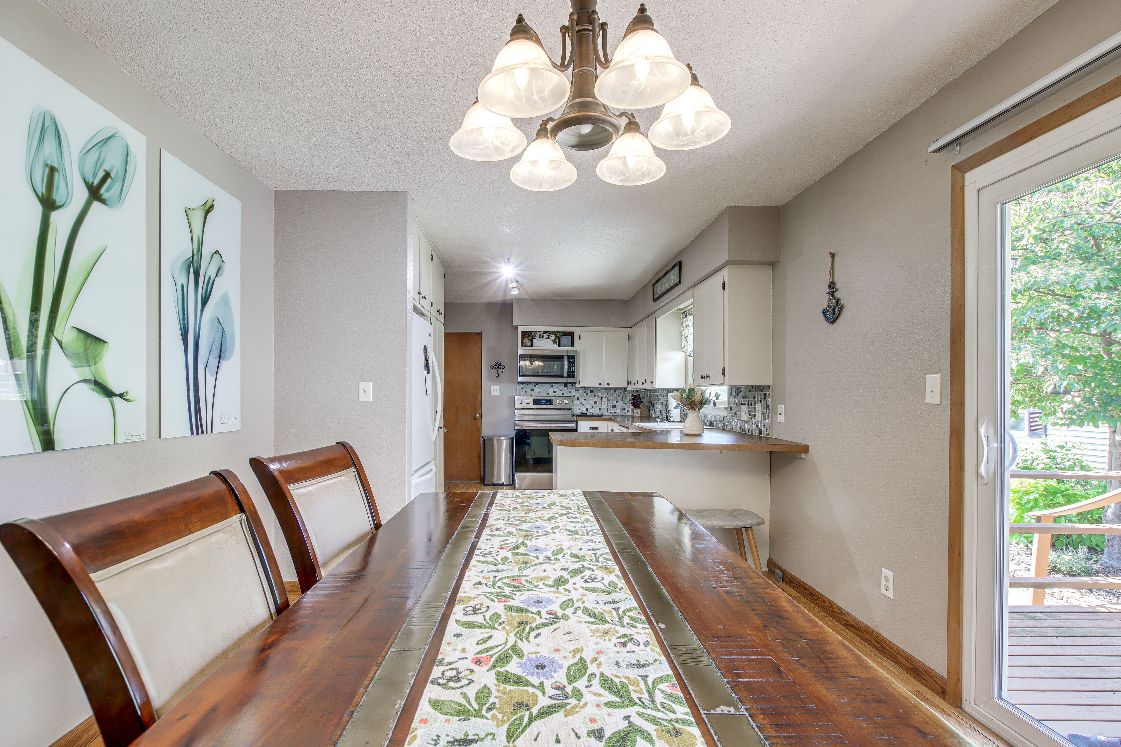 Dining Room | Main Level | Dishware & Flatware