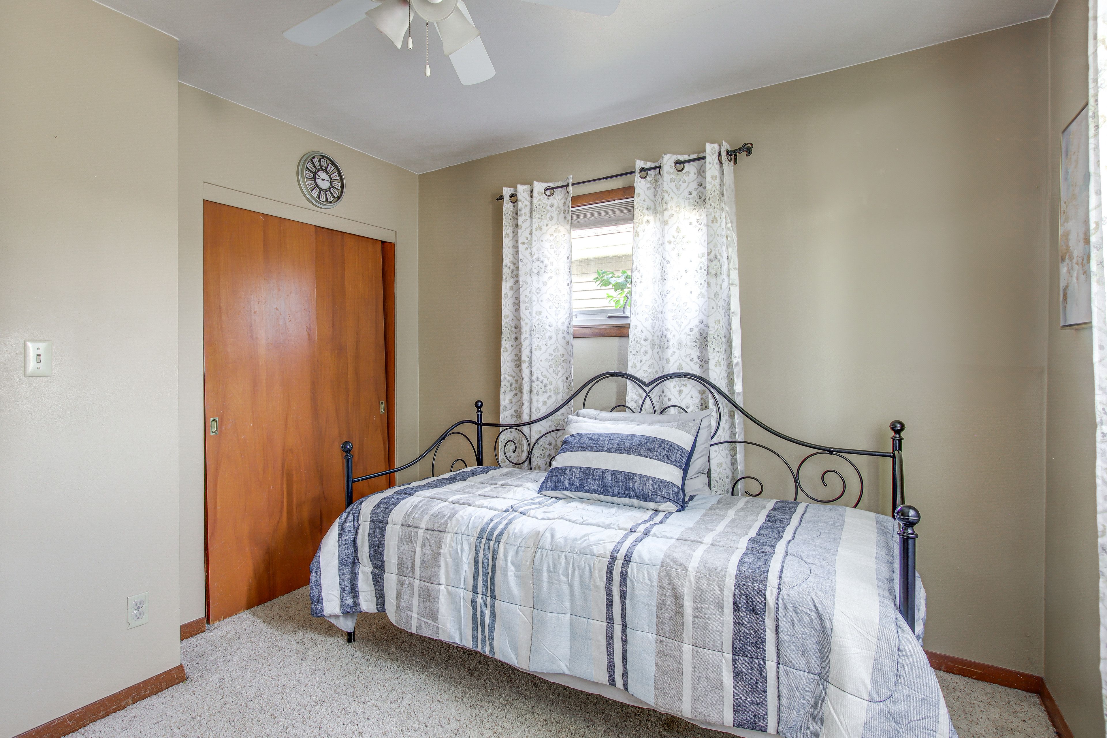 Bedroom 3 | Main Level | Twin Daybed | Linens Provided