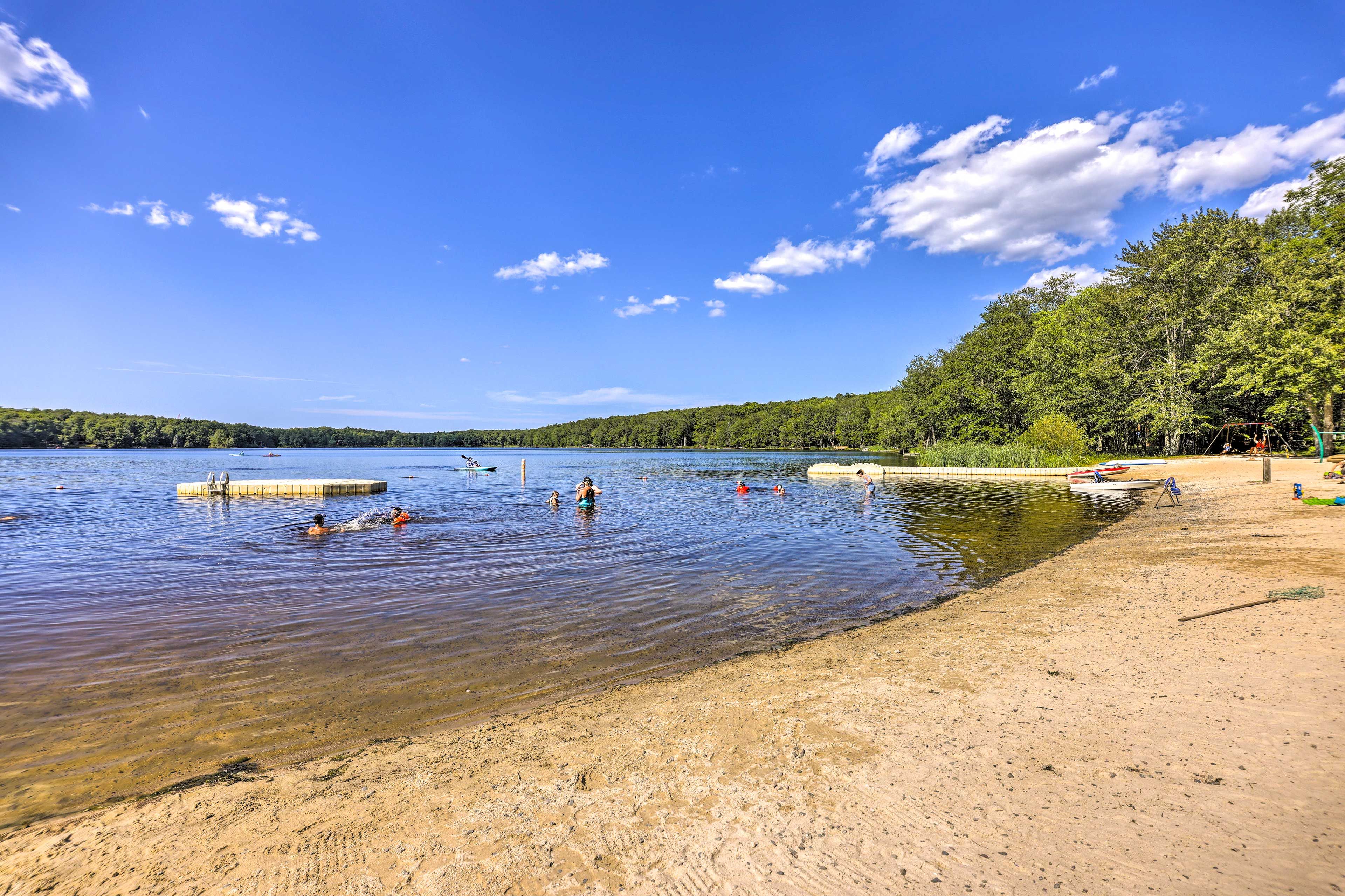 Big Bass Lake | Community Amenities