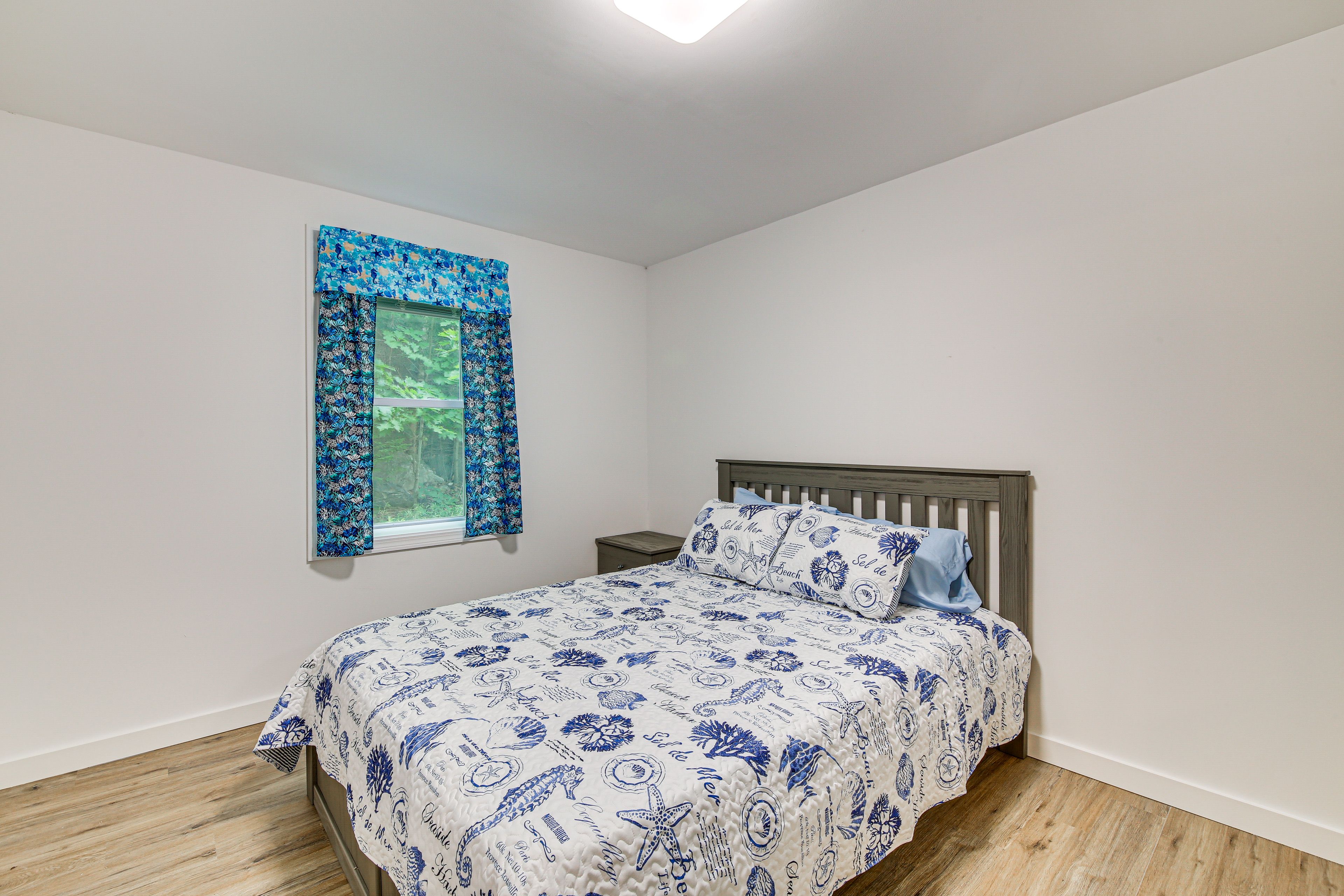 Bedroom 1 | Queen Bed | Linens Provided