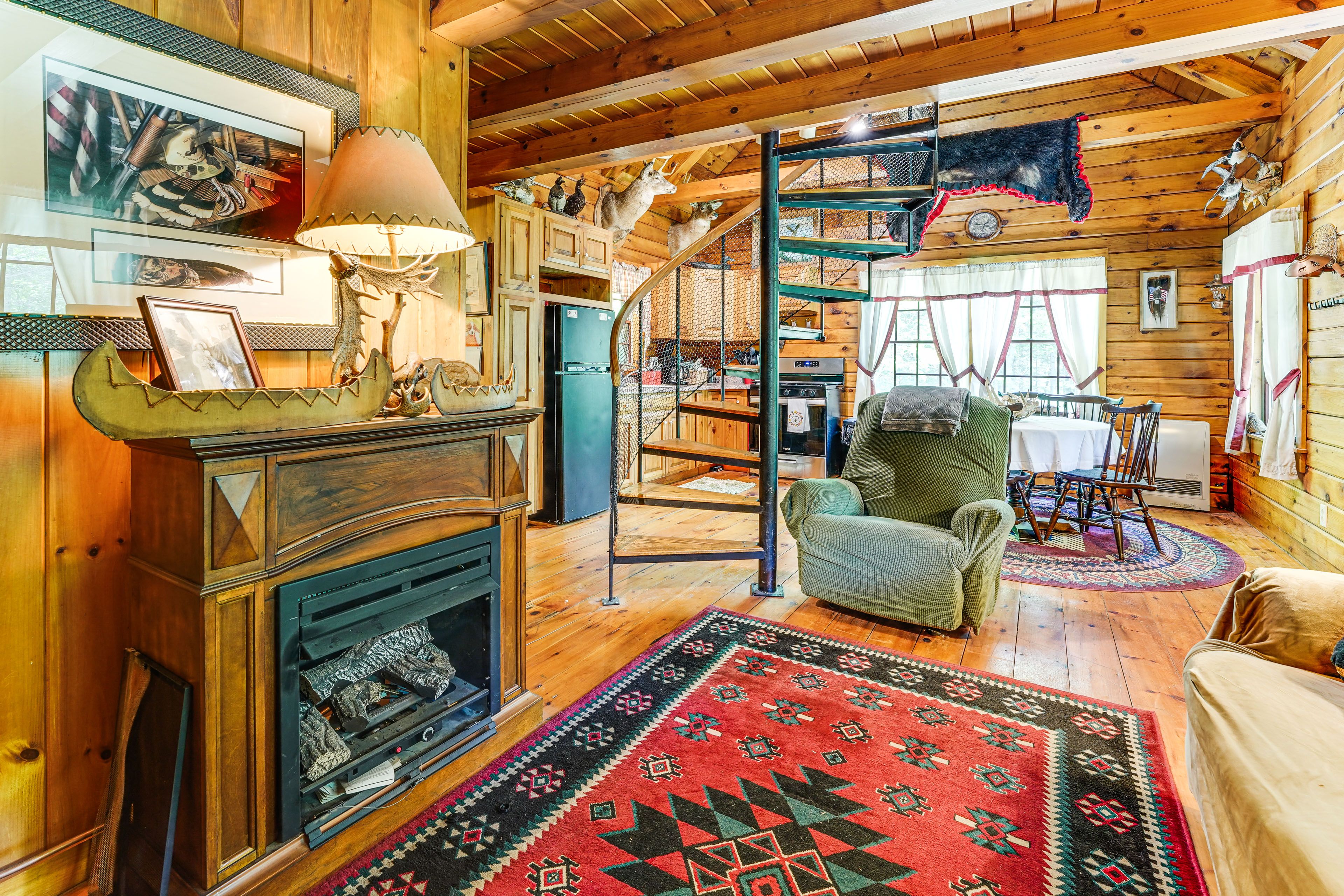 Orland Vacation Rental | 1BR + Loft | 1BA | 1,000 Sq Ft | Stairs Required