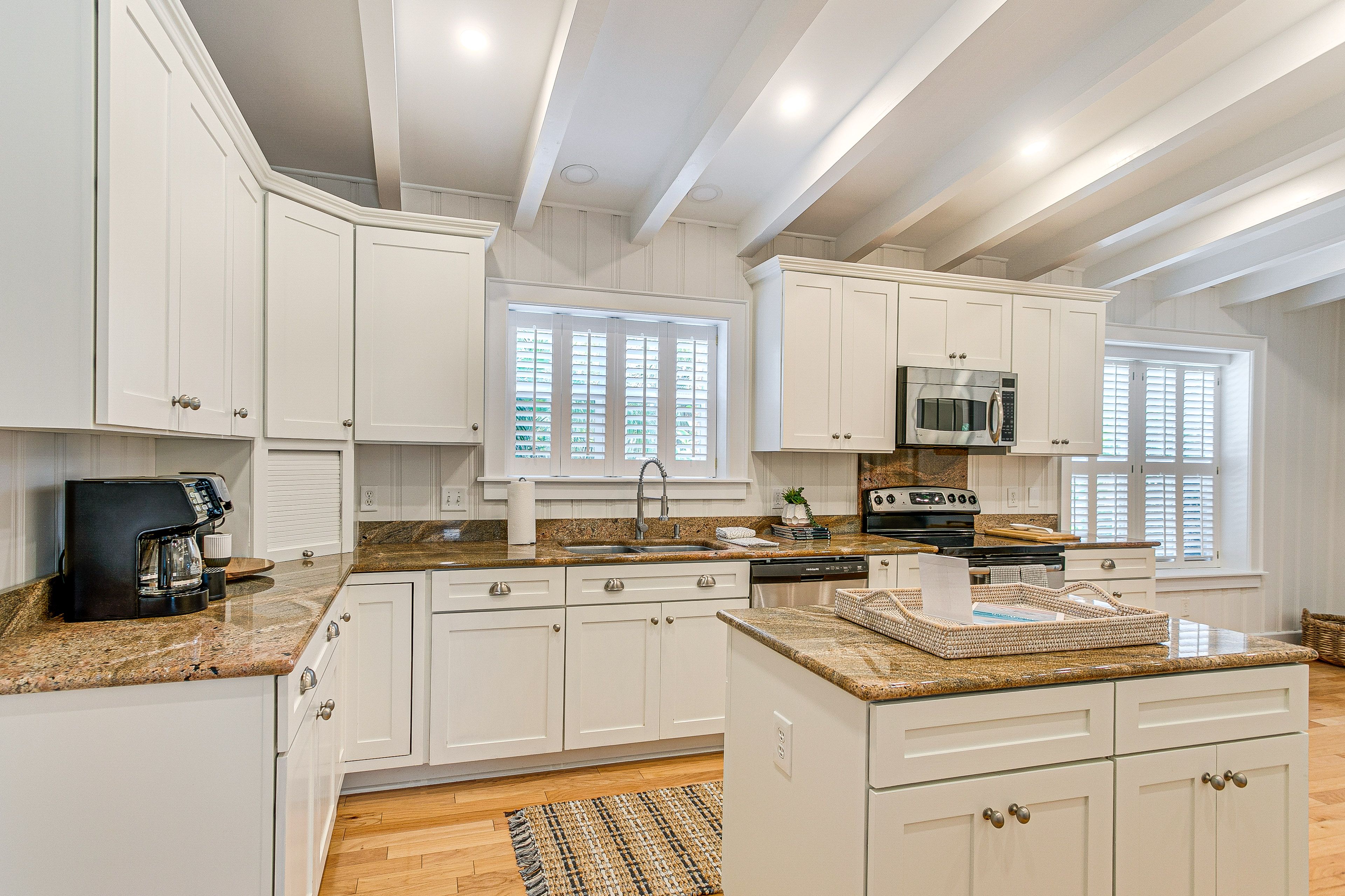 Kitchen | Cooking & Baking Basics | Combo Drip & Keurig Coffee Maker | 1st Floor