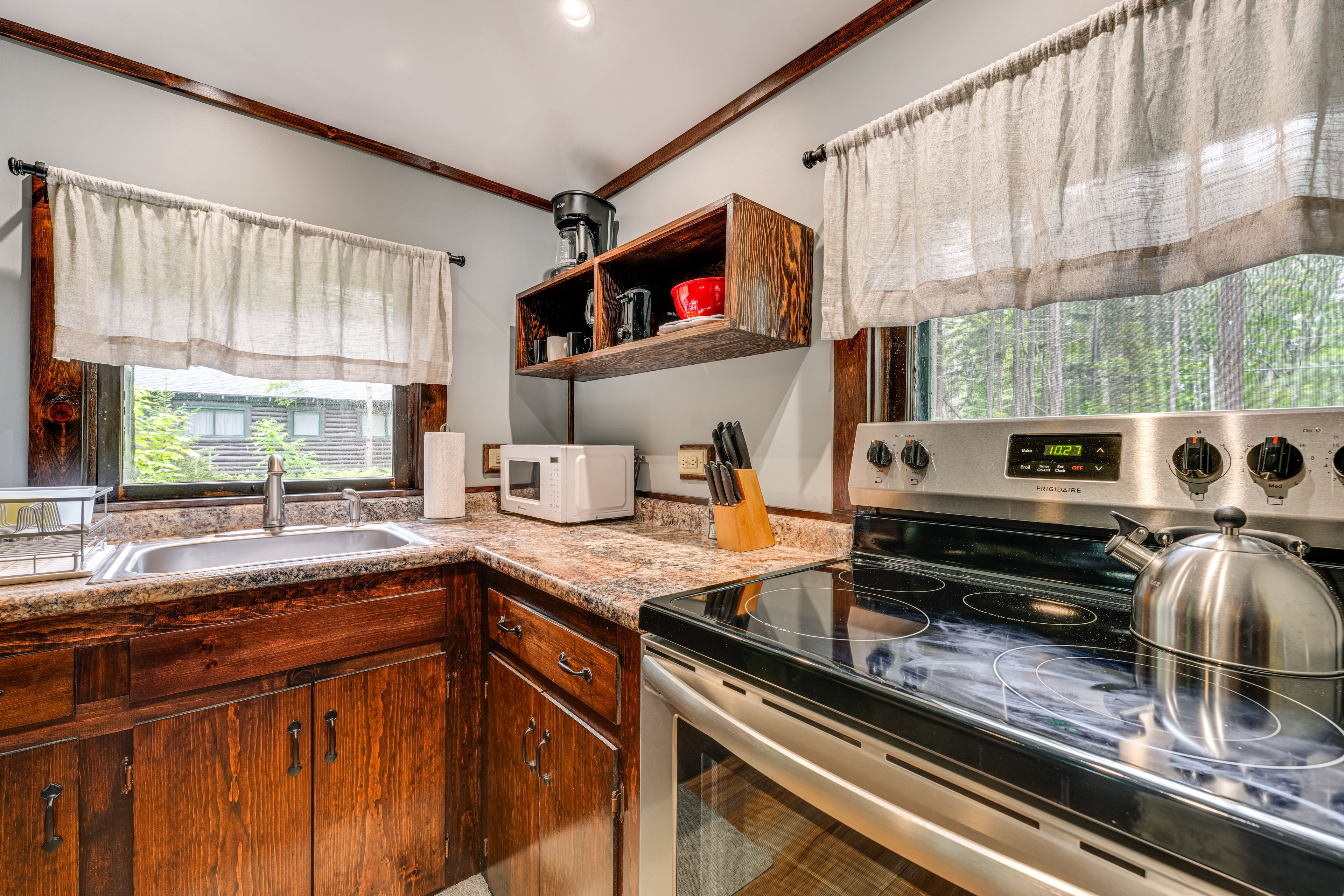 Kitchen | Knife Set | Drip Coffee Maker | Cooking Basics