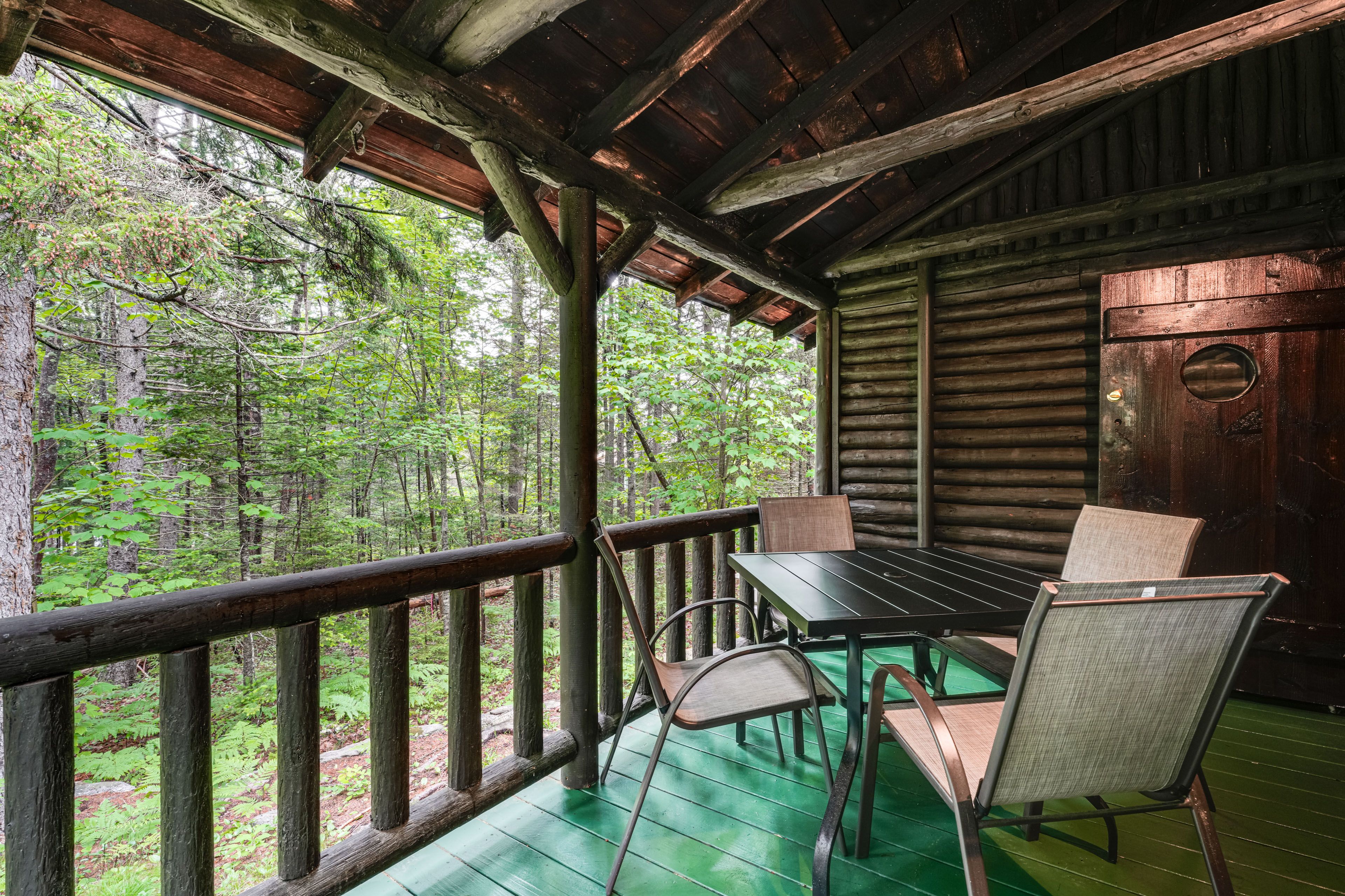 Deck | Outdoor Dining