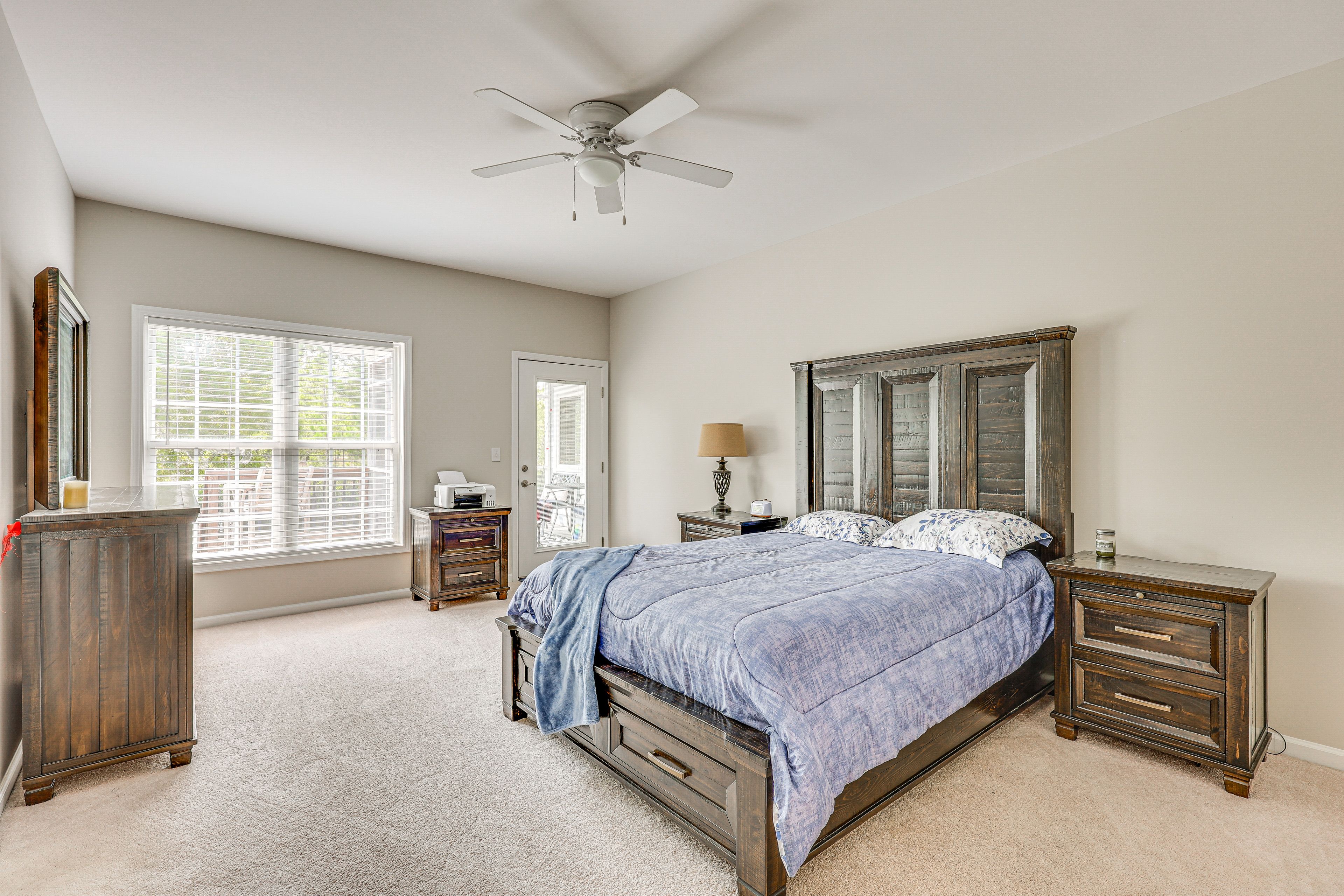 Bedroom 1 | Queen Bed | Linens Provided