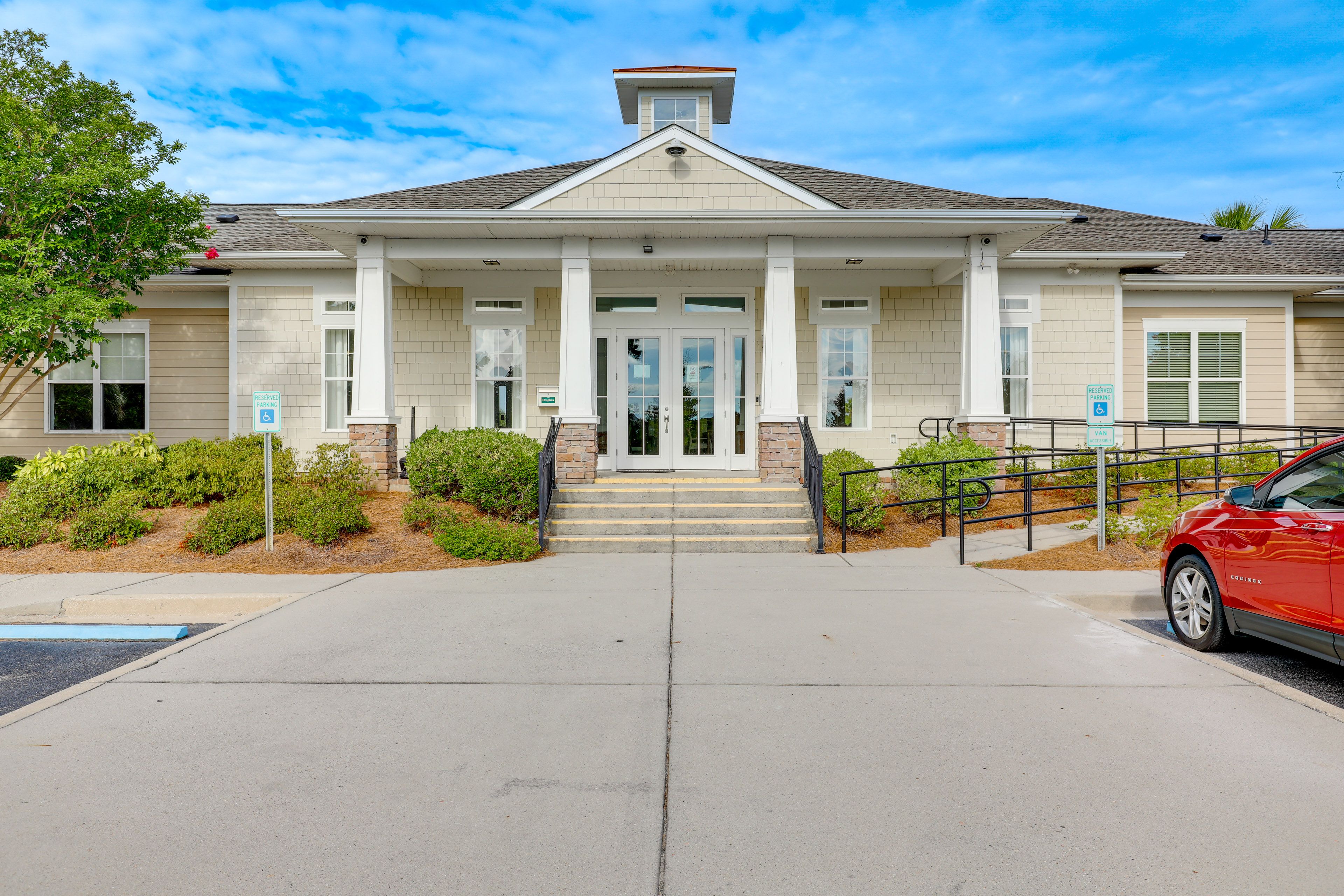 Berkshire Forest | Community Amenities | Clubhouse